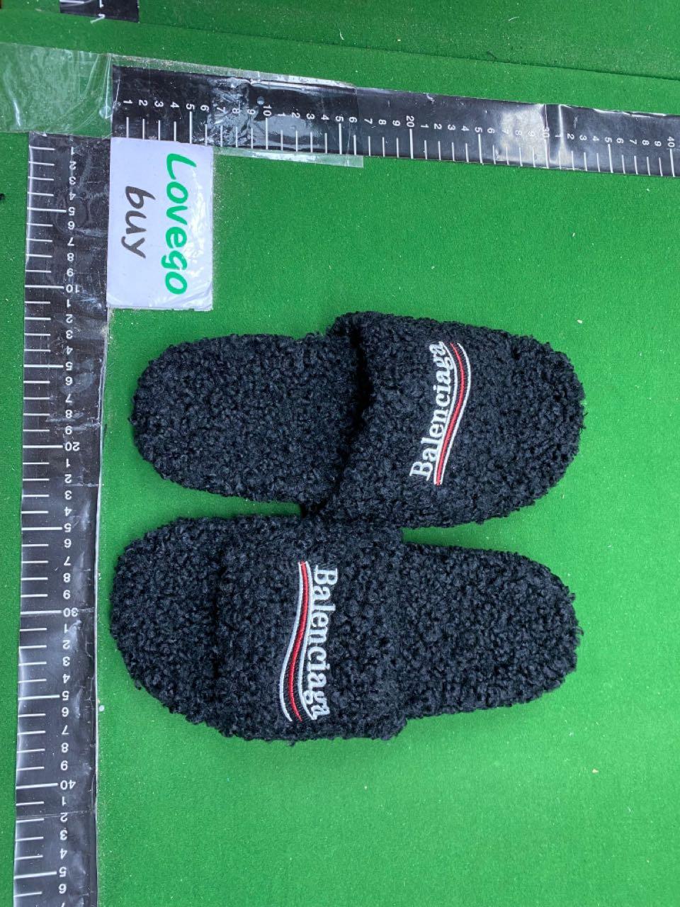 Foto QC 4 de Balenciaga Furry Slide Shearling Political Campaign Pink