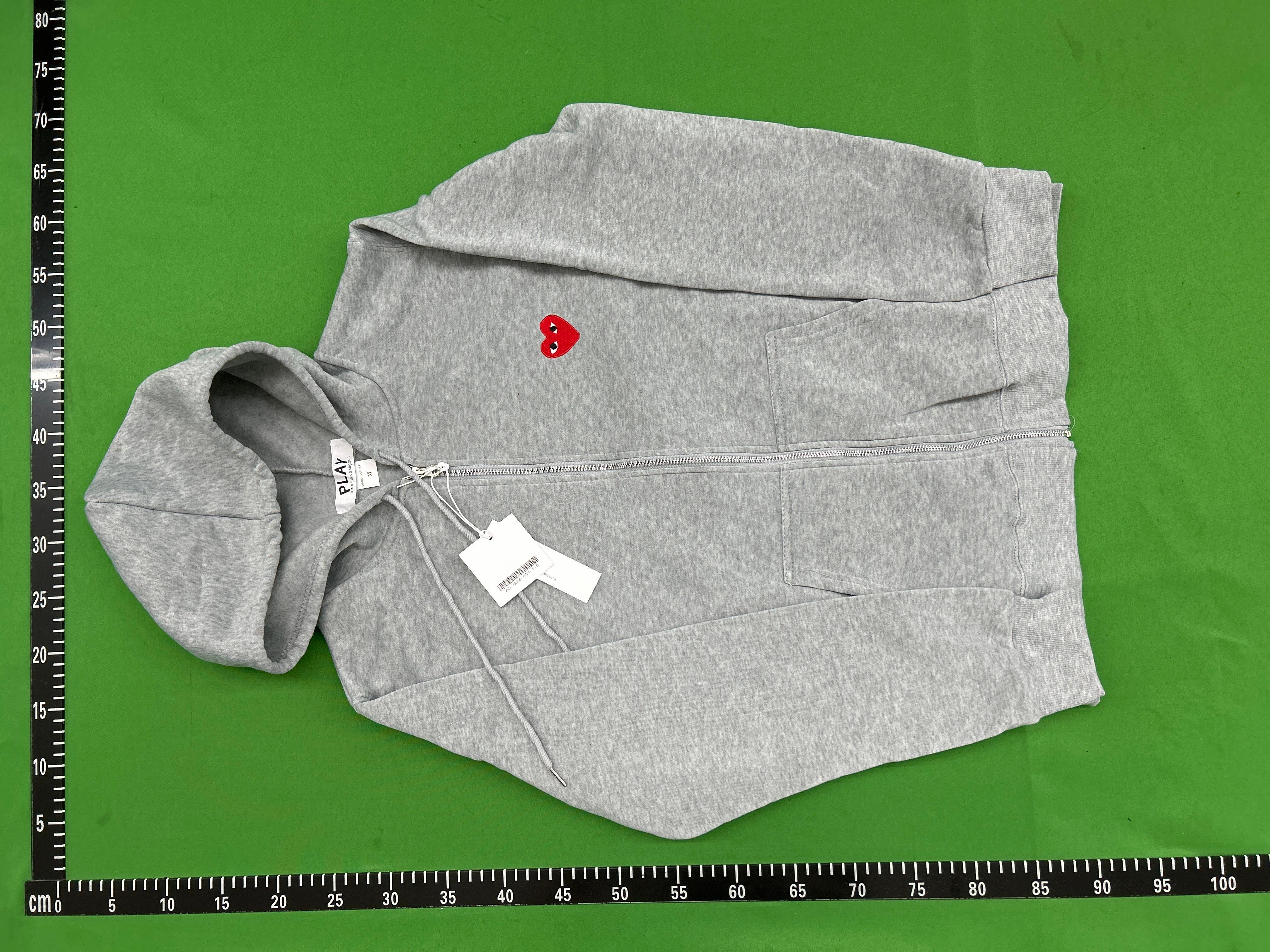 Foto QC 3 de Comme des Garçons Play Zip Sweater Red Heart Pink