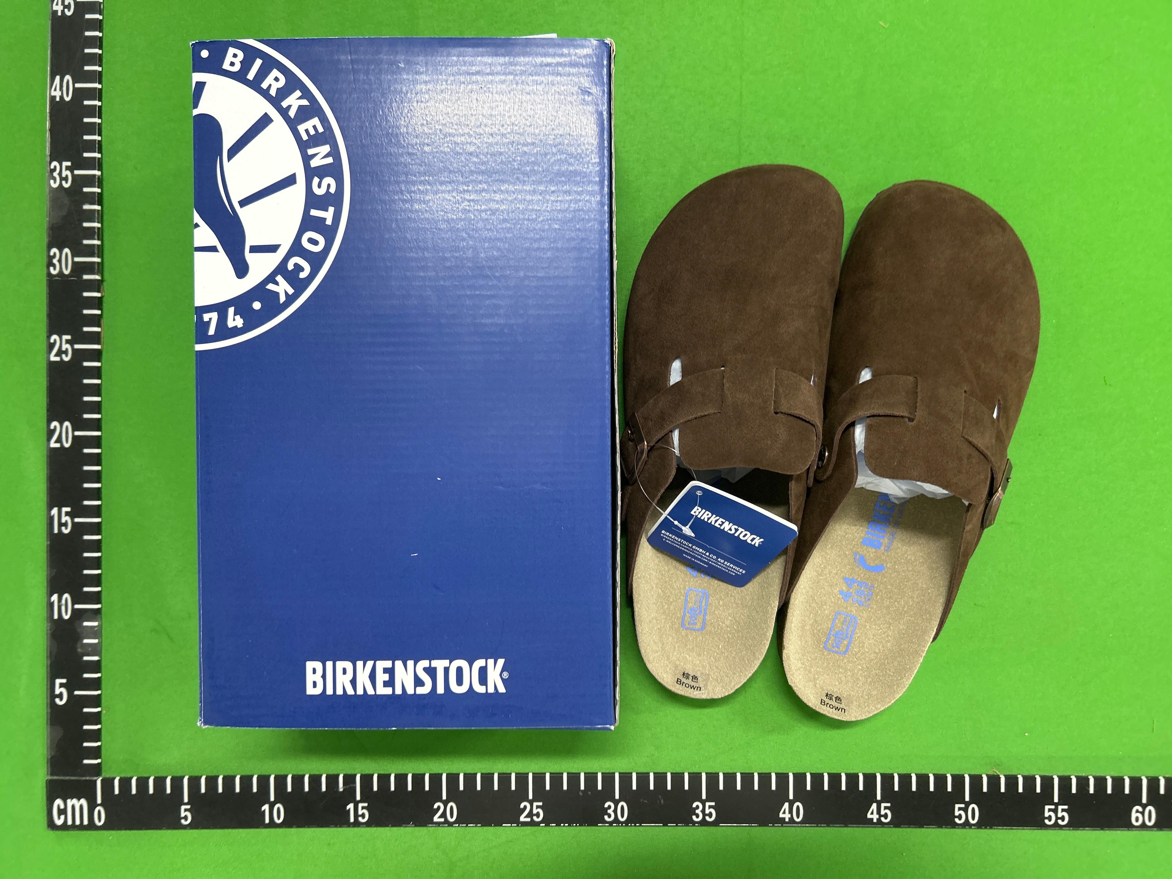 Foto QC 2 de Clarks Originals Wallabee Suede Gore-Tex Low Sand