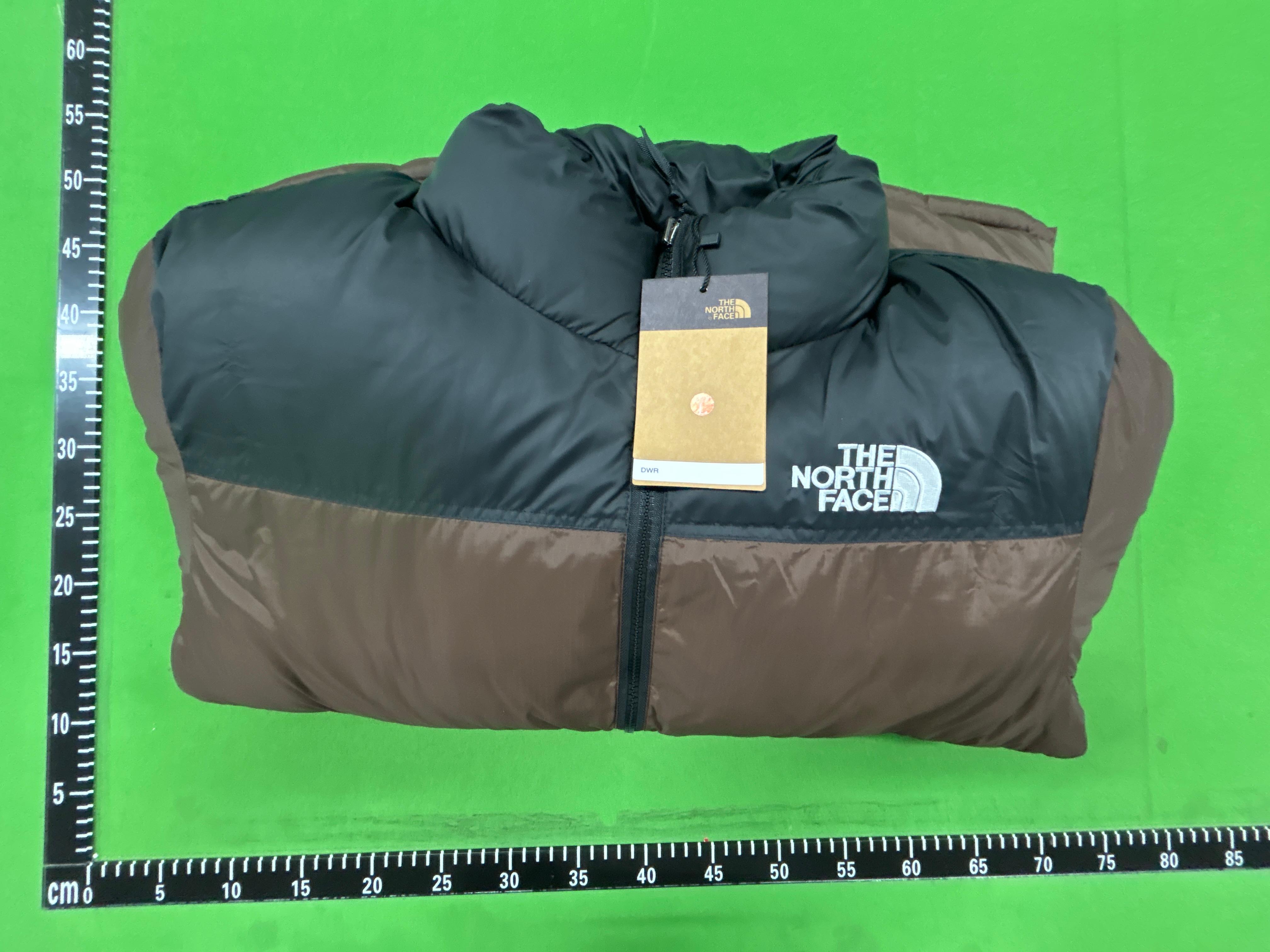 Foto QC 5 de The North Face 1996 Retro Nuptse Puffer Jacket Down Evergreen