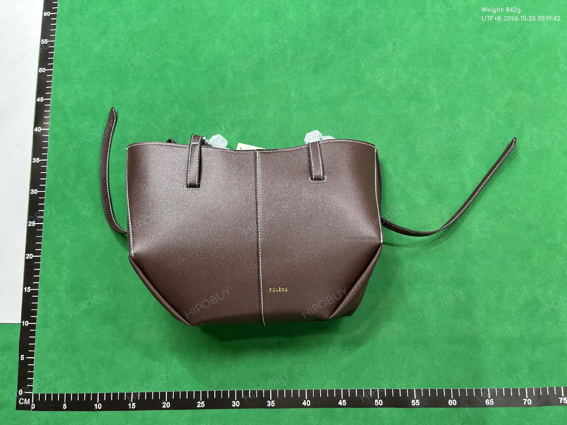 Foto QC 7 de Polène Cyme Textured Taupe