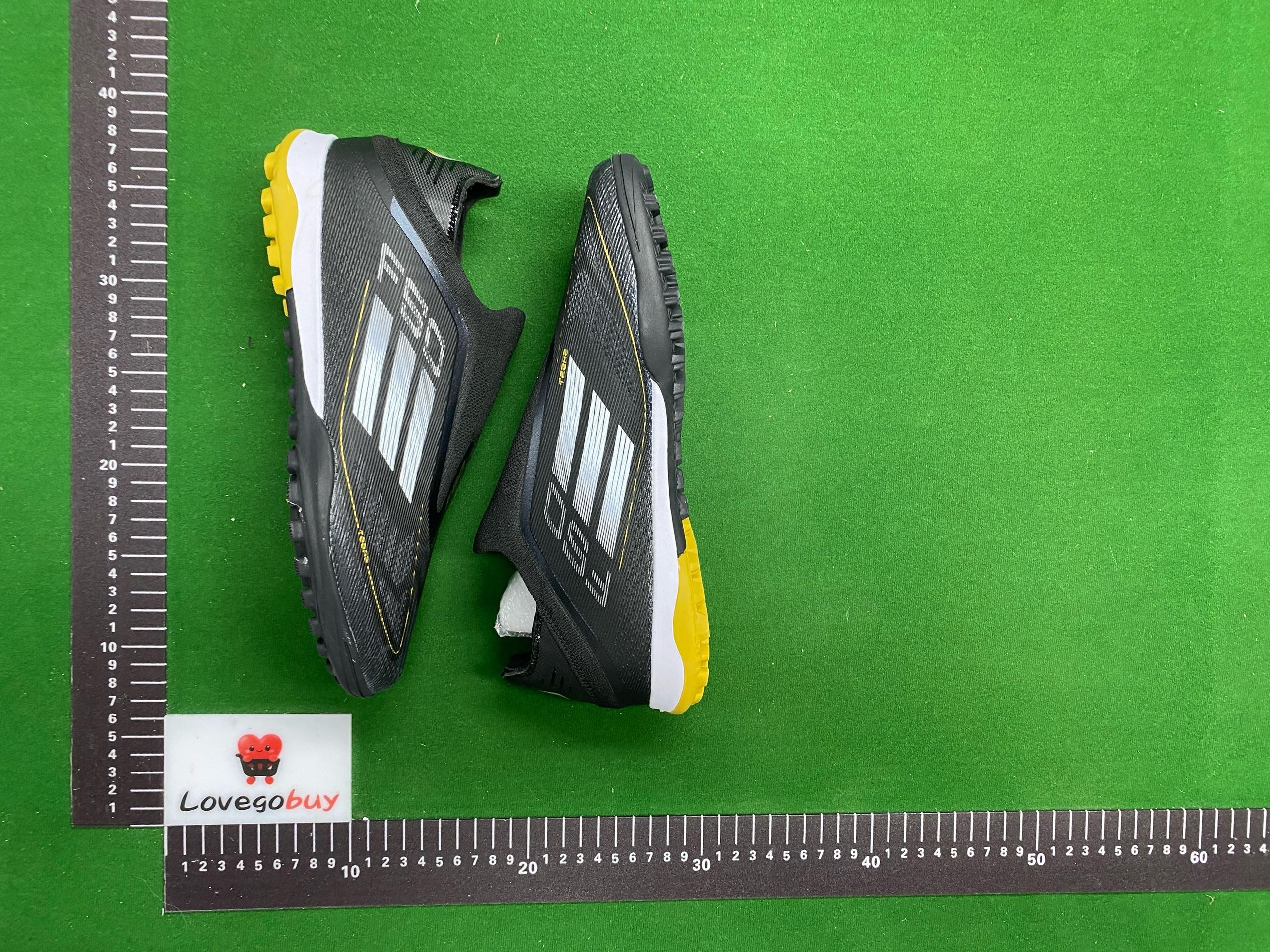 Foto QC 2 de adidas F50 League Laceless Turf Soccer Shoes White