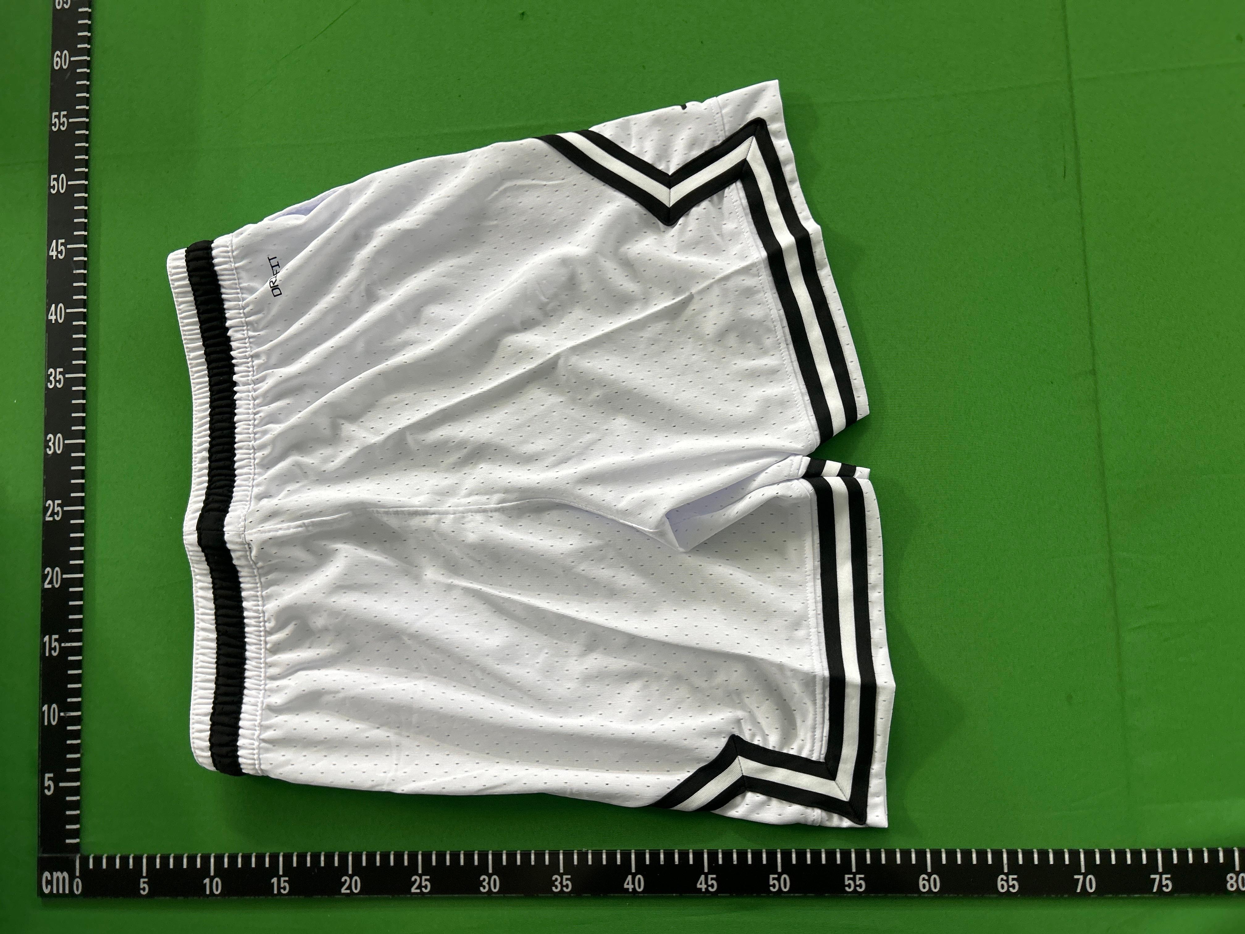 Foto QC 7 de Jordan Diamond Basketball Shorts Mesh White Black