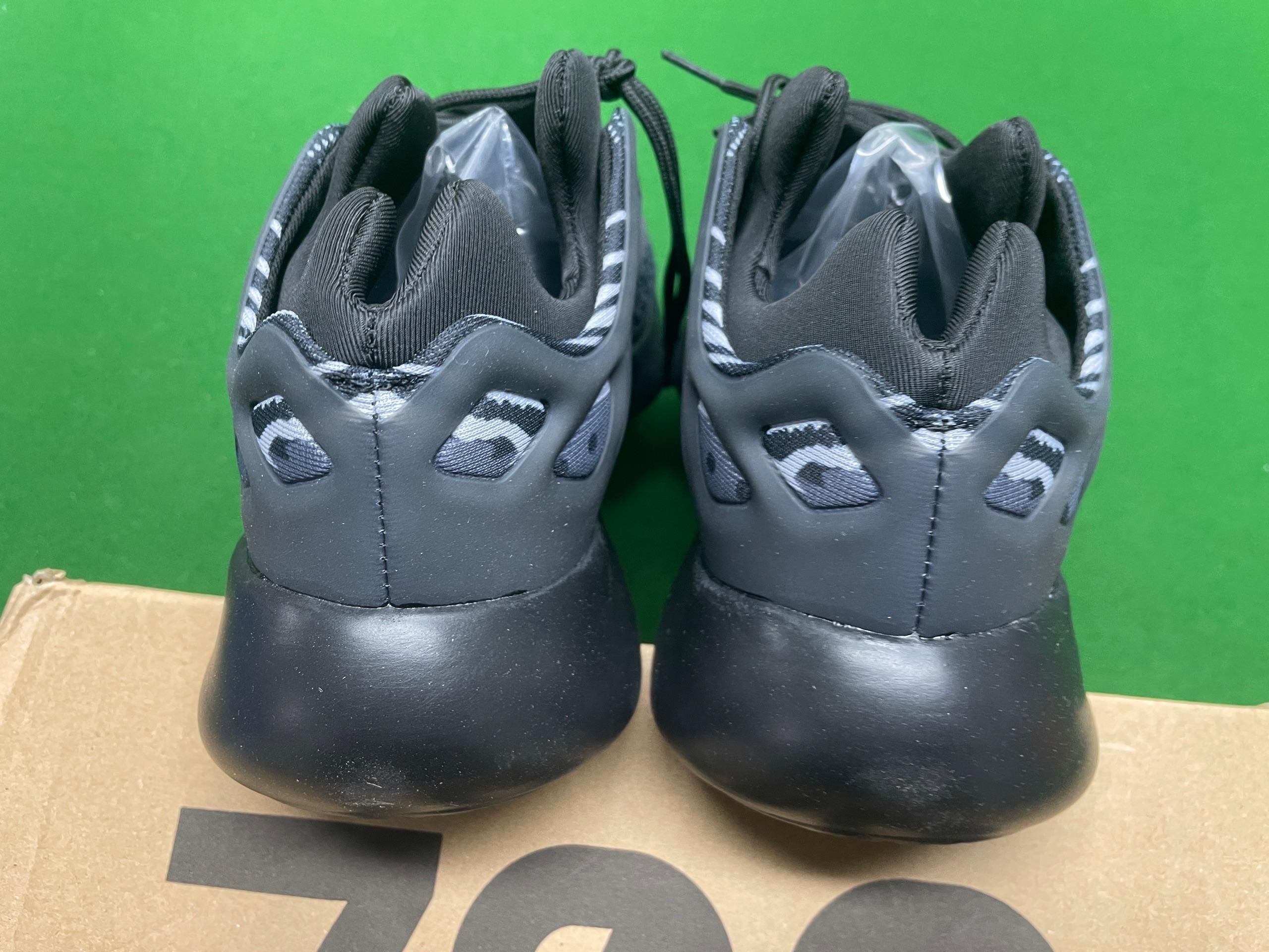 Foto QC 4 de adidas Yeezy 700 V3 Alvah H67799