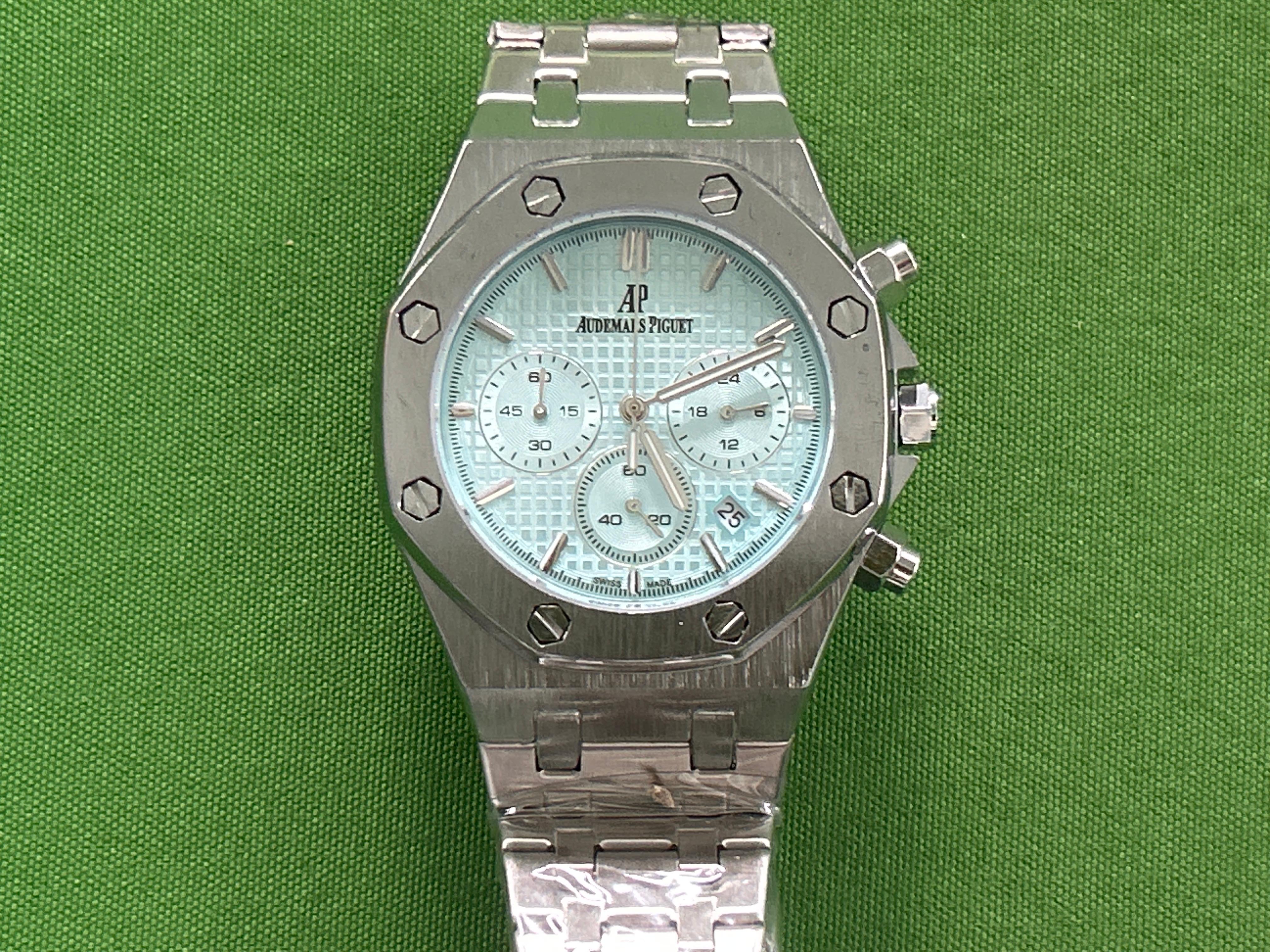 Foto QC 1 de Unbranded Royal Oak Style Chronograph Quartz Watch