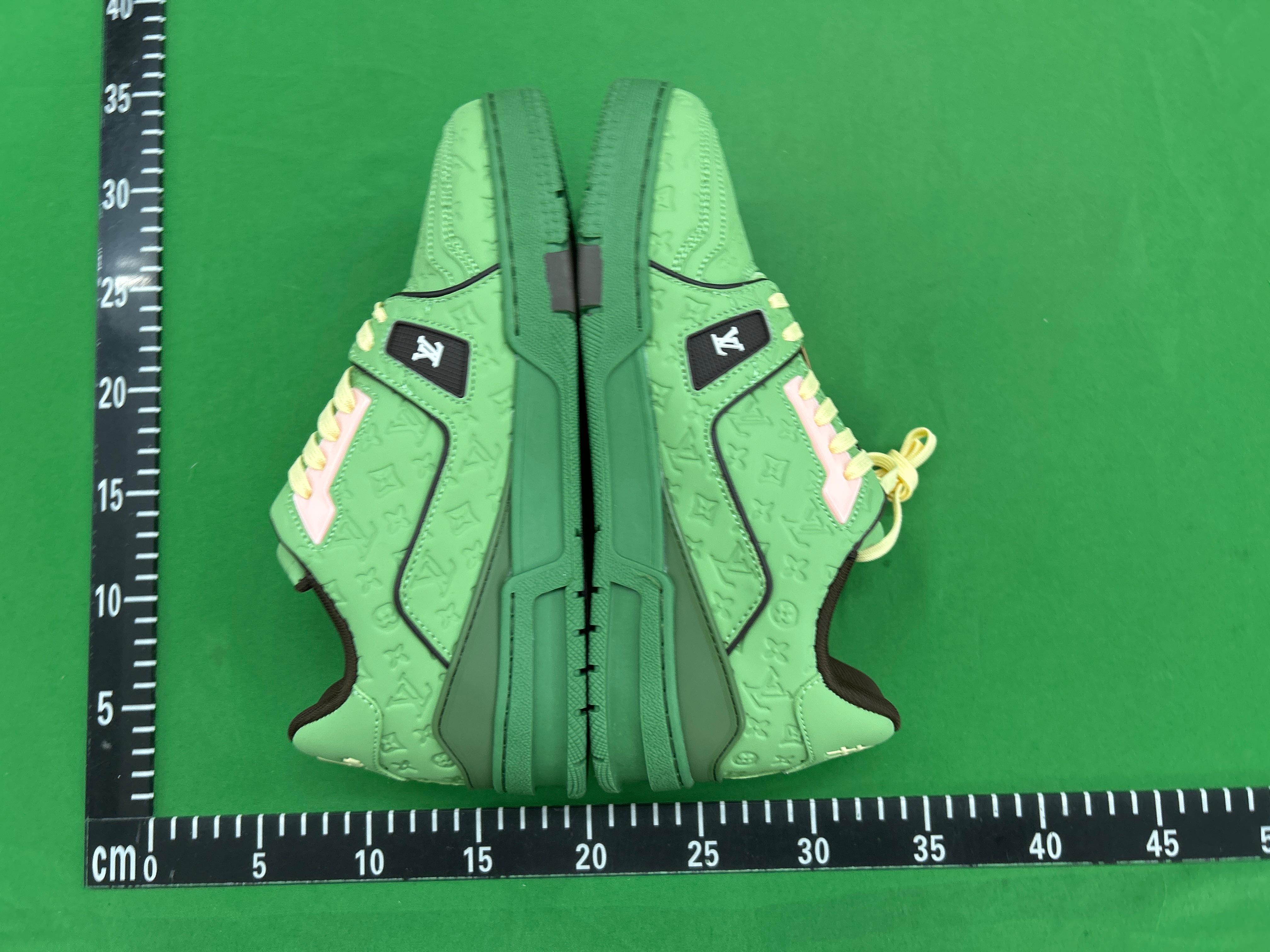Foto QC 5 de Louis Vuitton LV Trainer Low Monogram Denim Black White