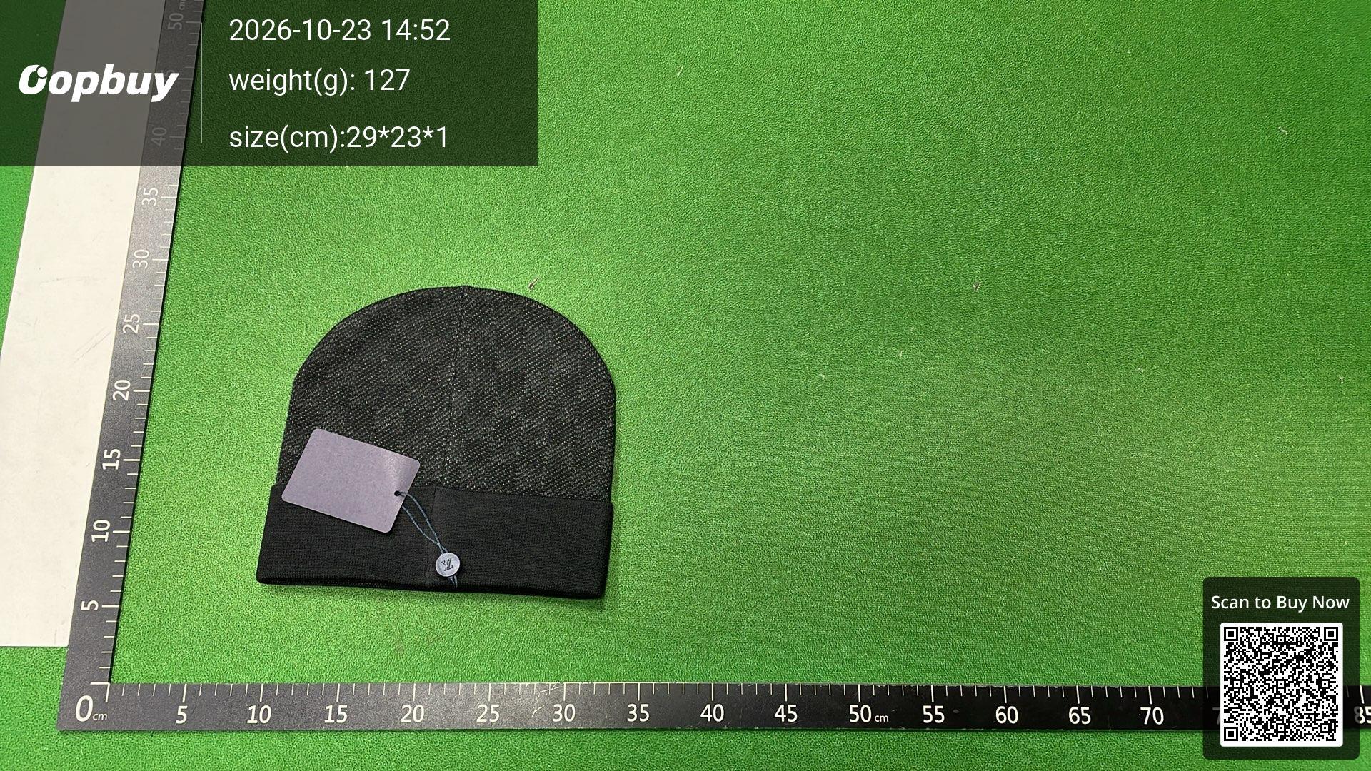Foto QC 4 de Louis Vuitton Petit Damier Beanie Grey