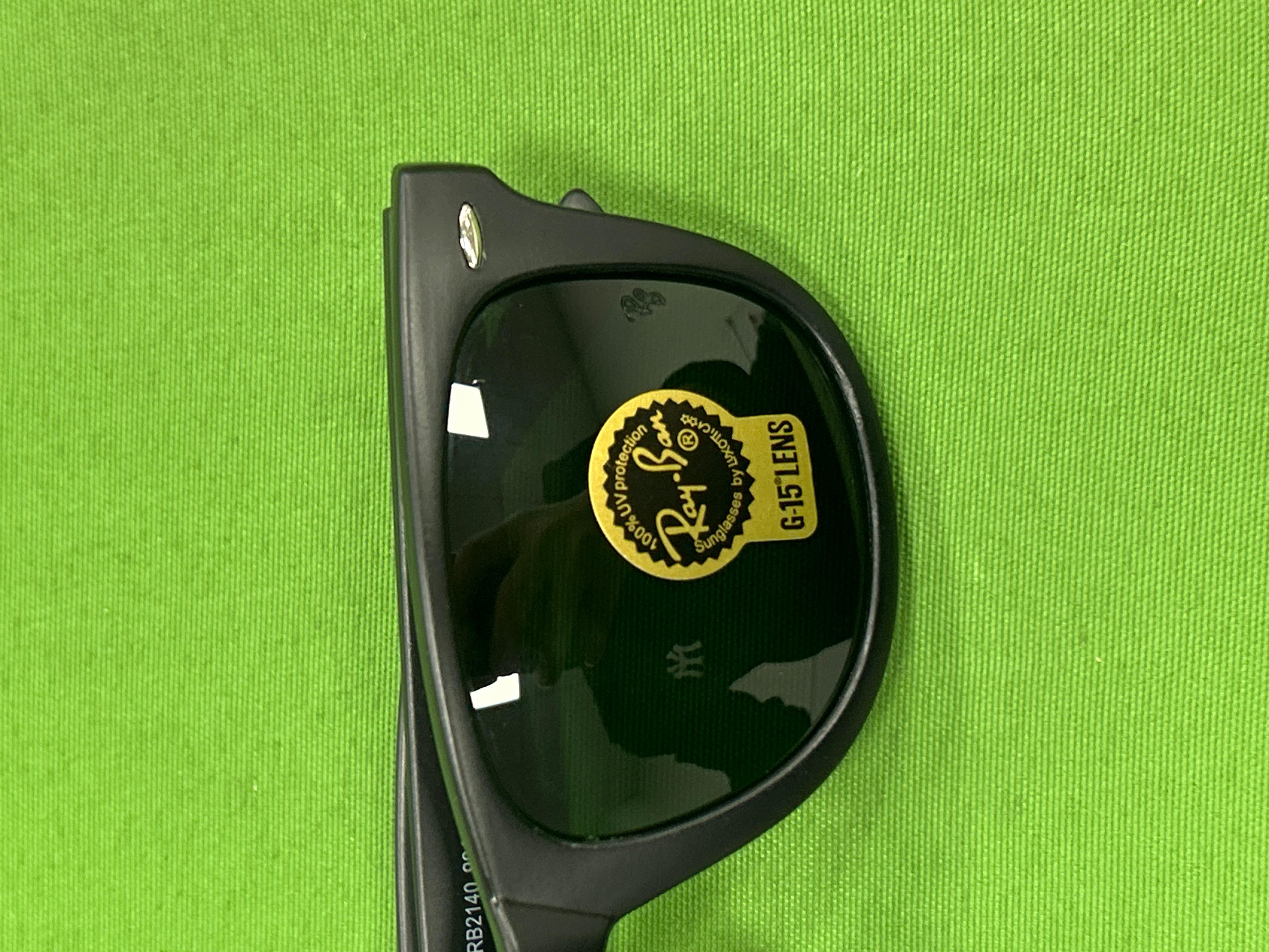 Foto QC 4 de Ray-Ban Wayfarer Acetate Sunglasses Matte Black Green Polarized (RB2140 901S/58)