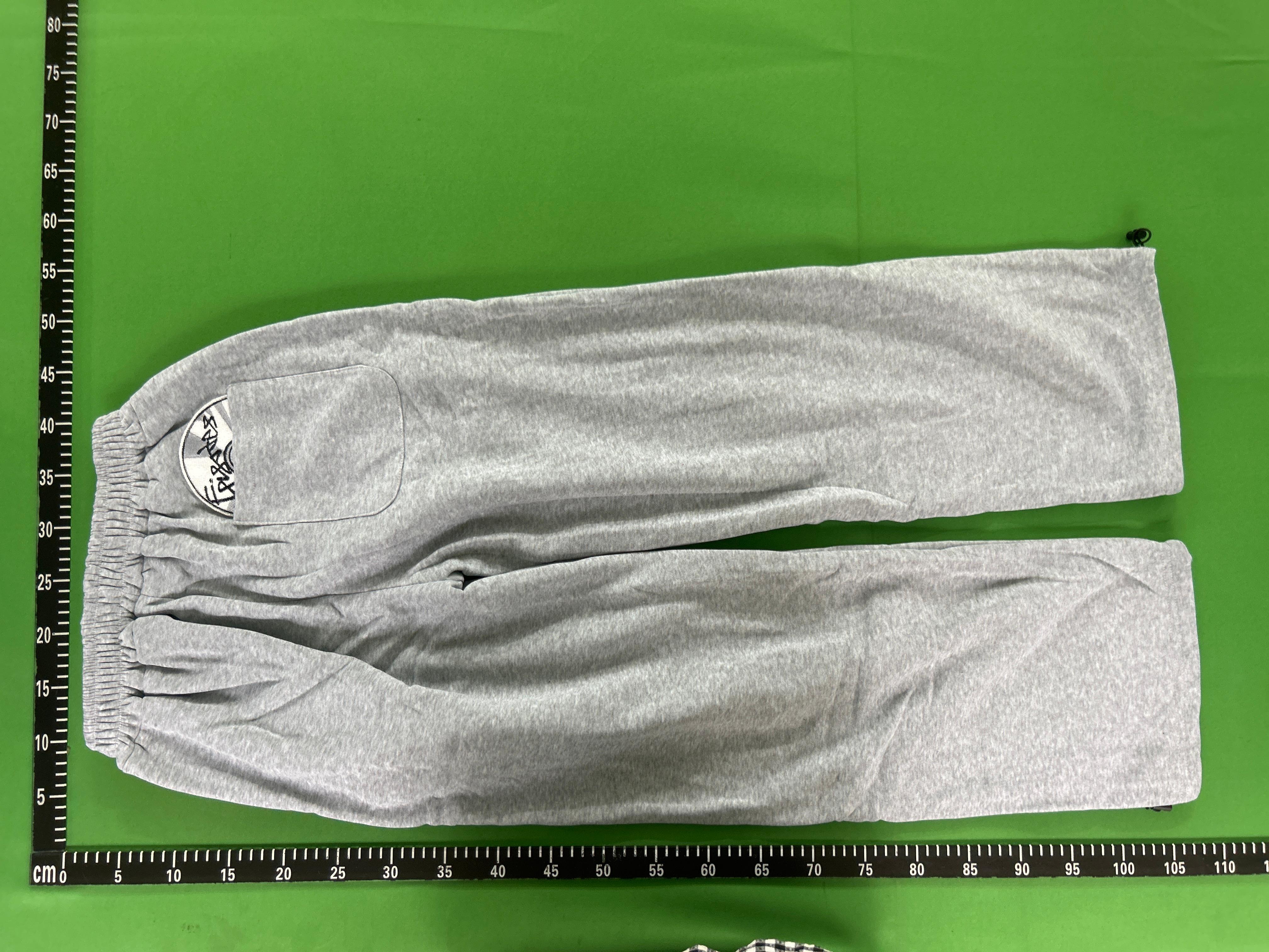 Foto QC 4 de Broken Planet Set 2-Piece Grey