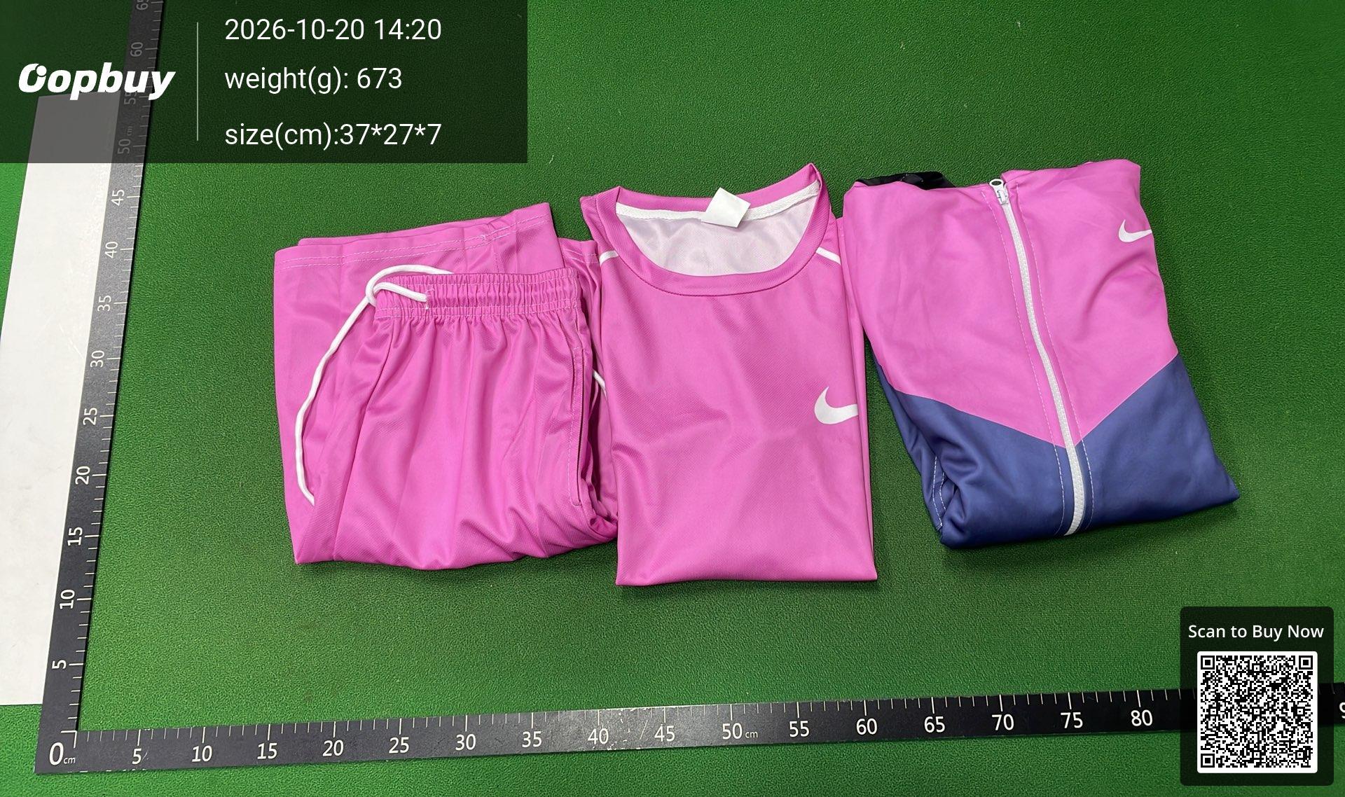 Foto QC 6 de Nike Dri-FIT T-shirt Swoosh Logo White