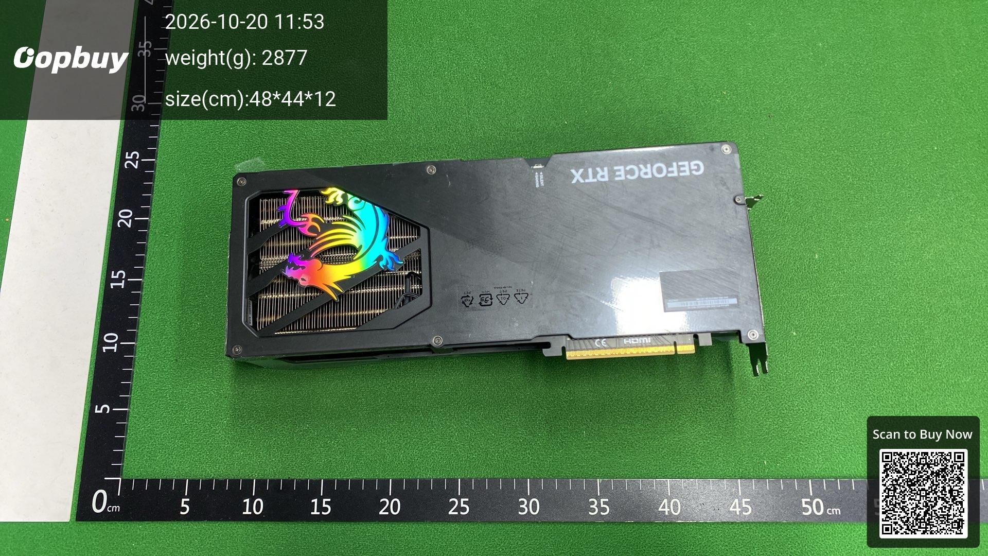 Foto QC 5 de MSI GeForce RTX 5090 Gaming Trio OC Edition