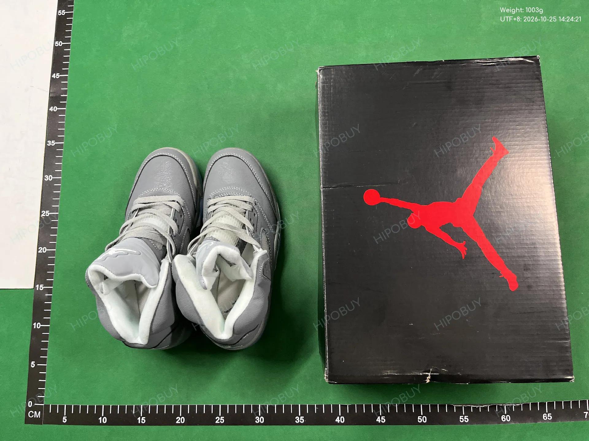 Foto QC 1 de Jordan 5 Retro Wolf Grey 136027-005