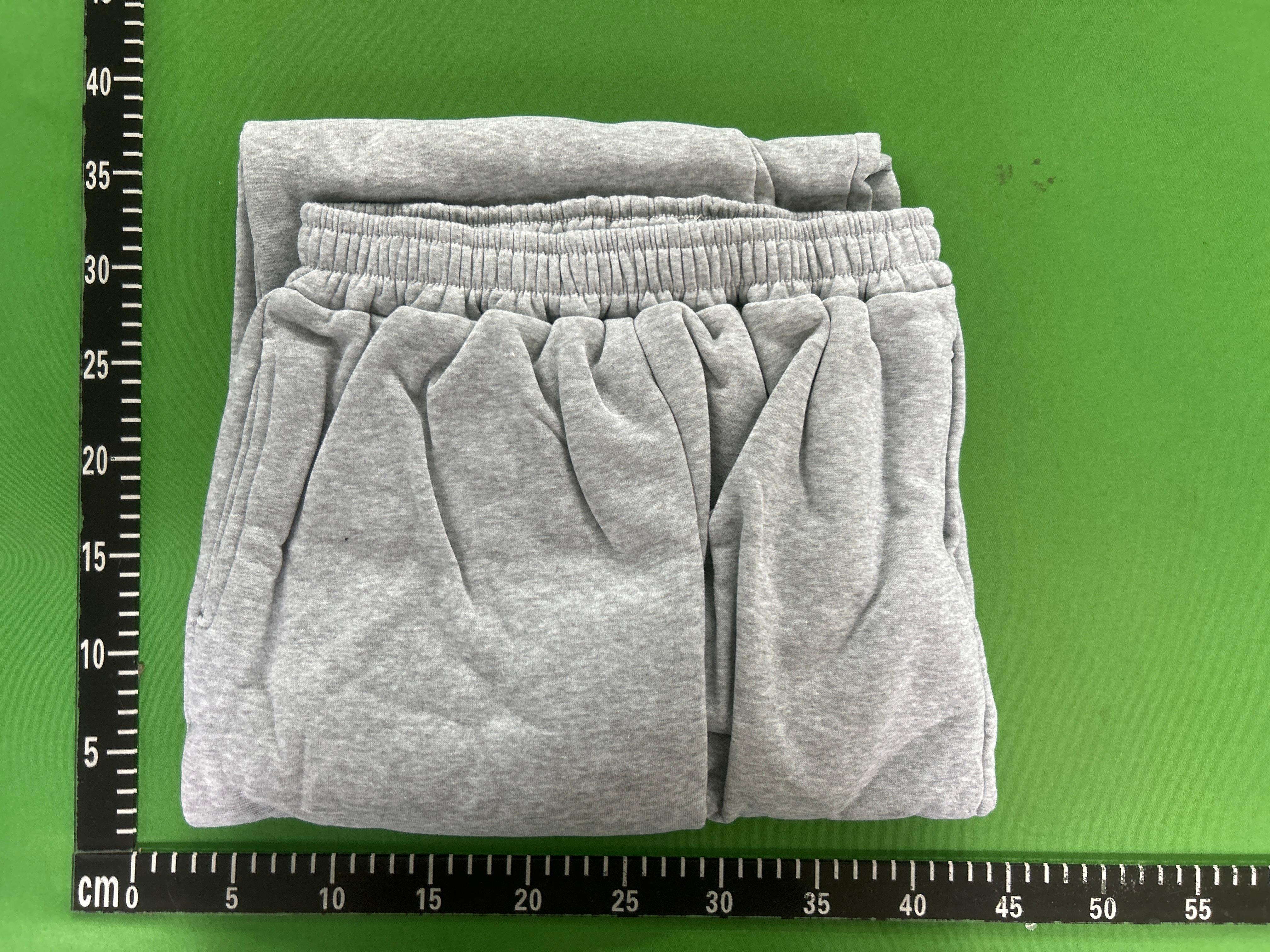 Foto QC 1 de Broken Planet Set 2-Piece Grey