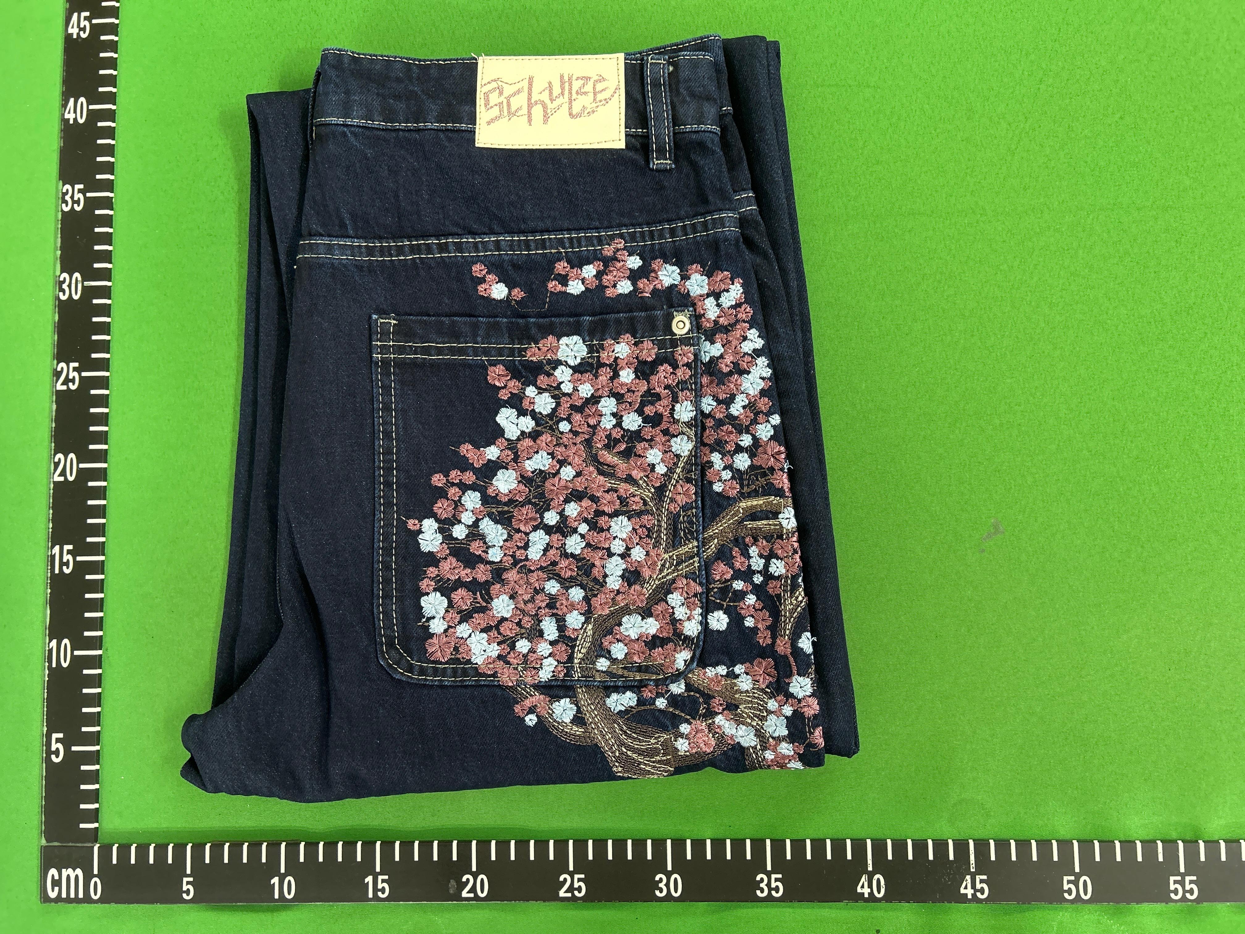 Foto QC 1 de derschutze Hoodie Gallery Embroidery Navy