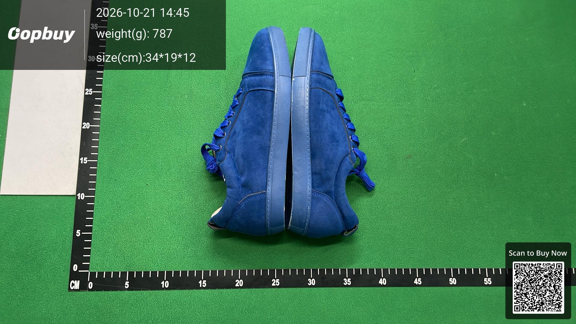 Foto QC 5 de Christian Louboutin Louis Junior Suede Low Top Sneakers