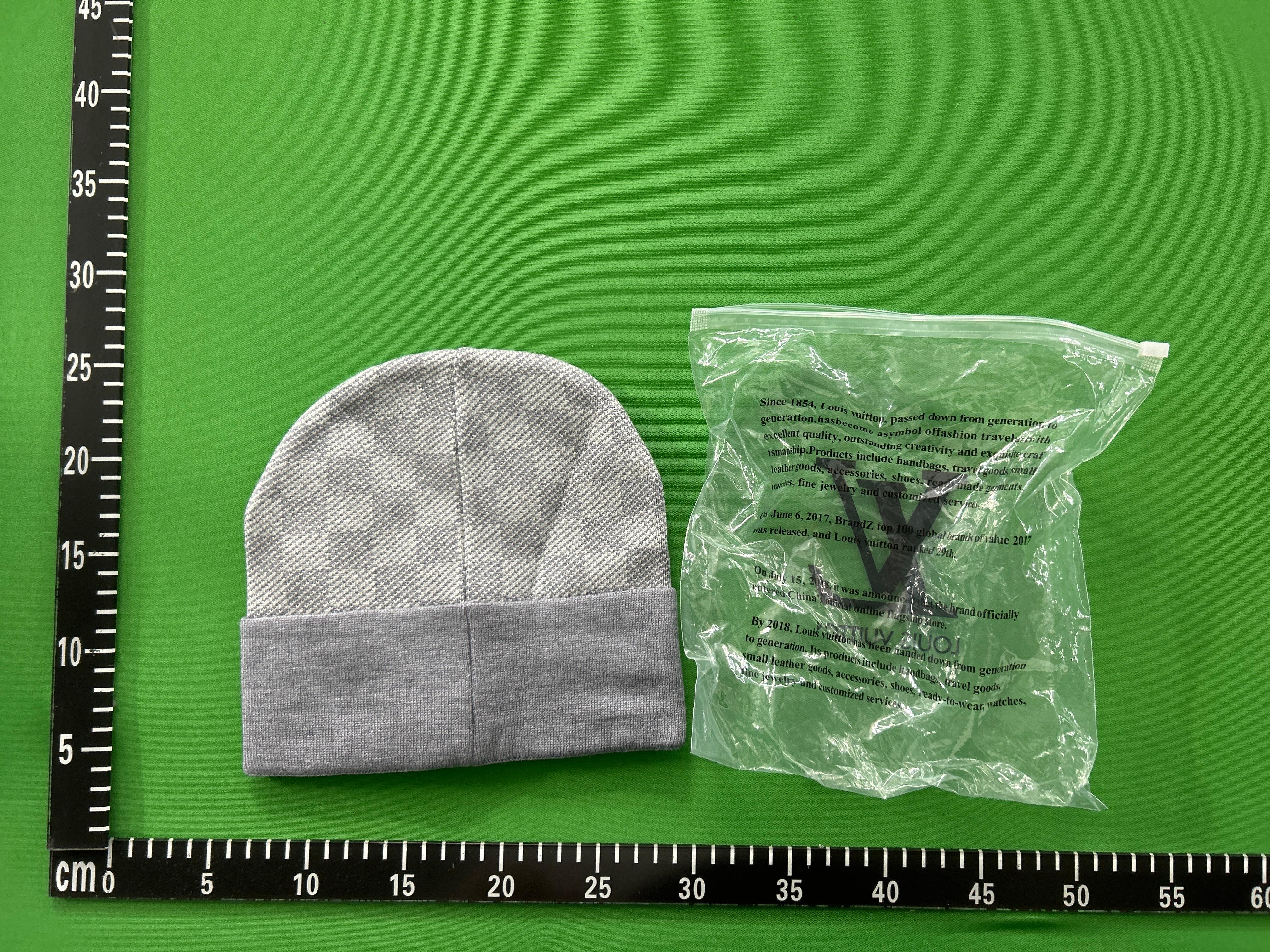 Foto QC 1 de Louis Vuitton Set 2-Piece Grey