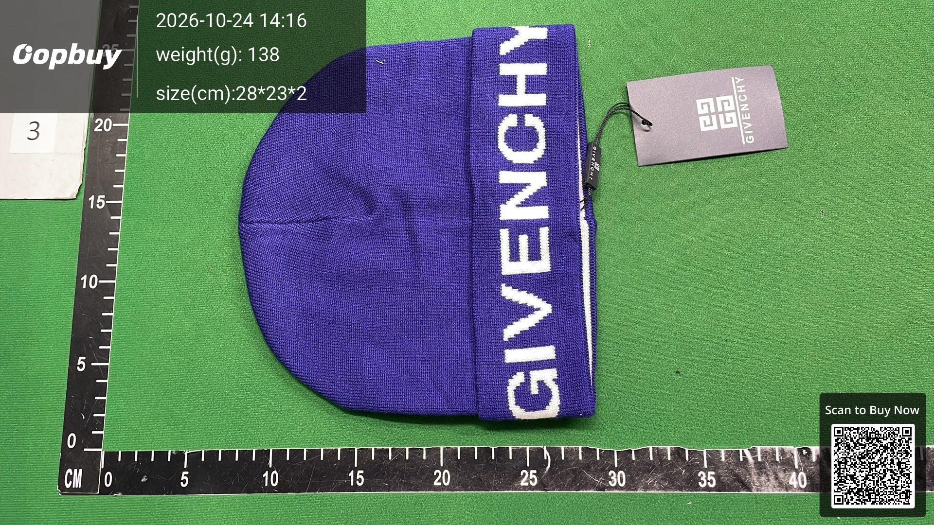 Foto QC 4 de Givenchy Logo Beanie Black