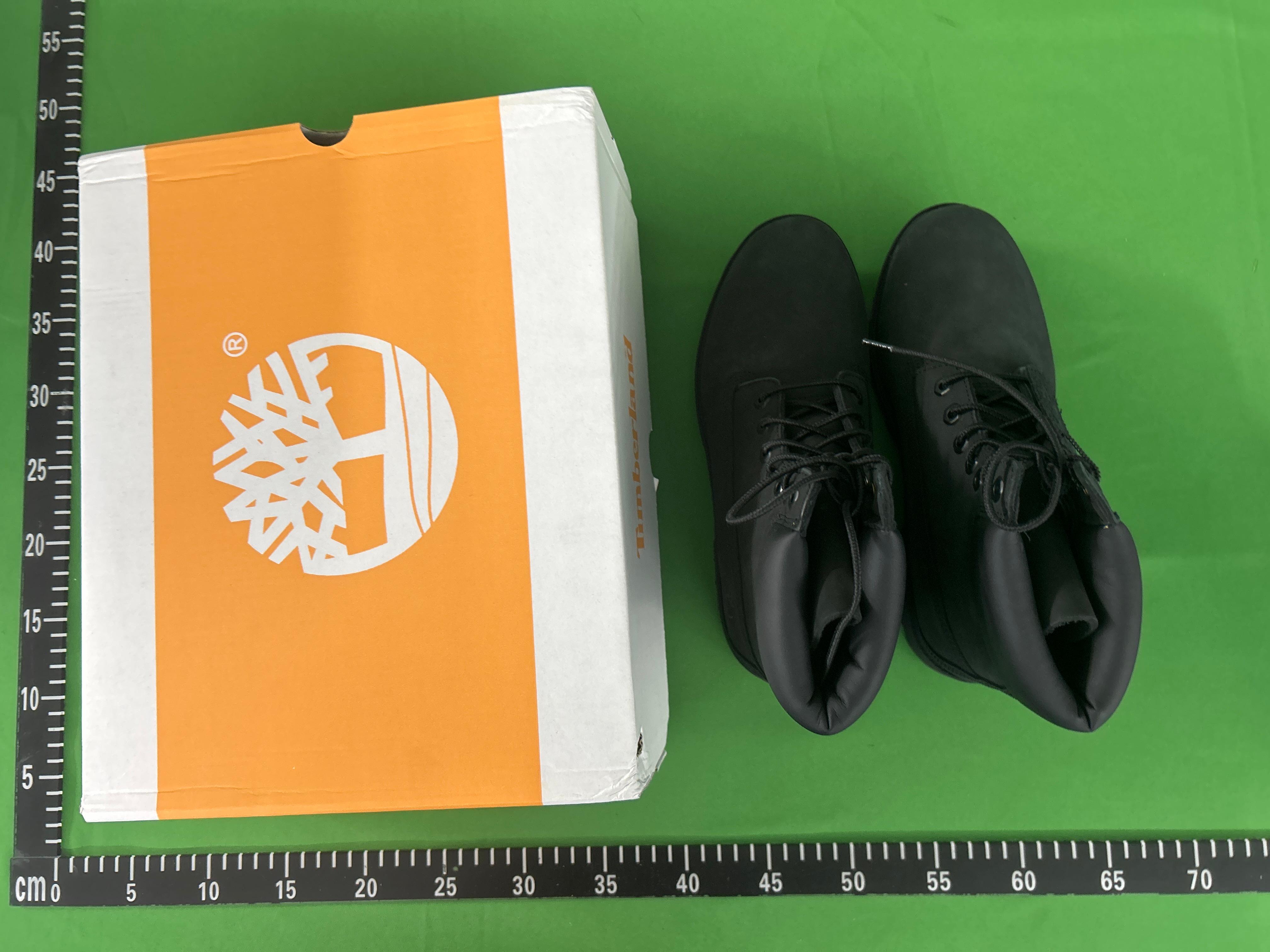 Foto QC 2 de Timberland 6-Inch Premium Boot Waterproof Nubuck Black 10073