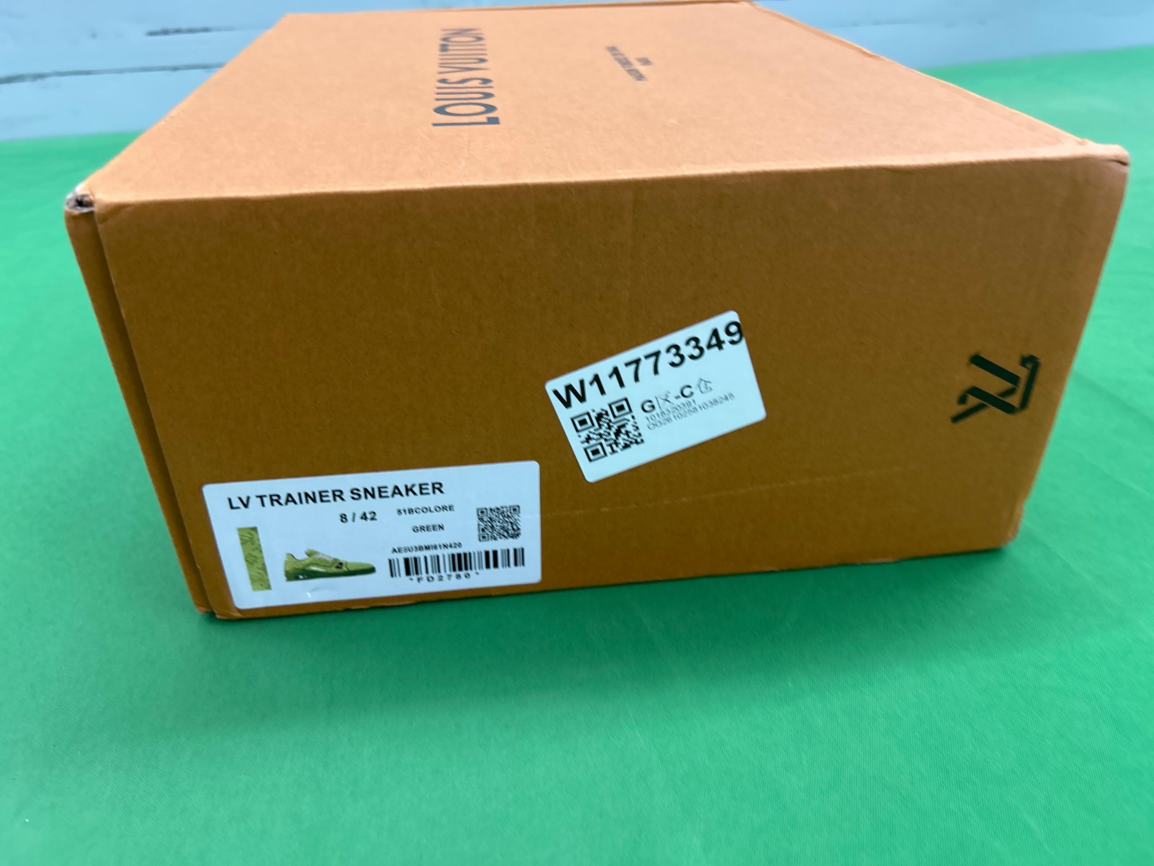 Foto QC 8 de Louis Vuitton LV Trainer Low Monogram Denim Black White