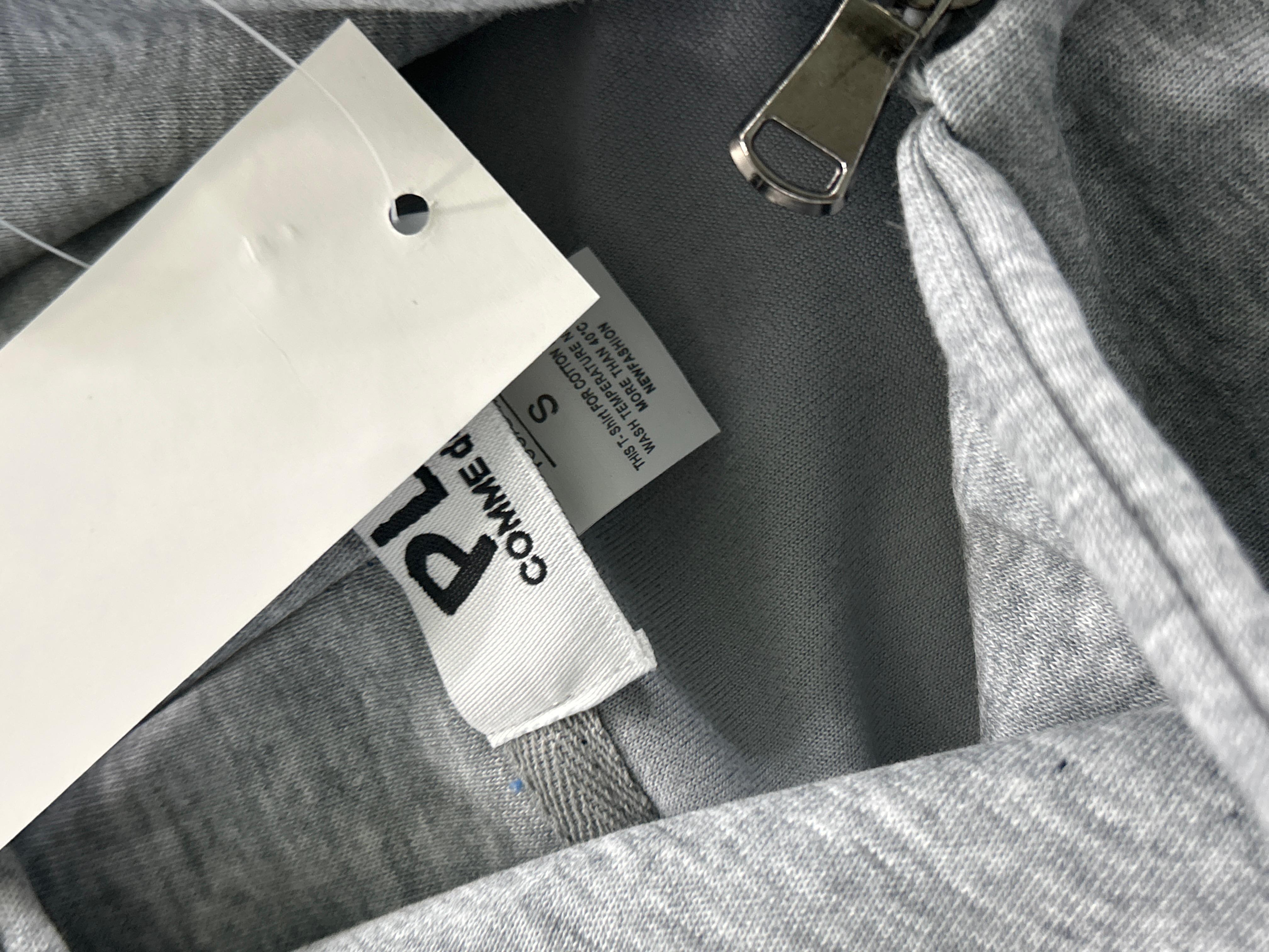 Foto QC 2 de Comme des Garçons Play Holiday Emoji Sweater Hoodie Off-White