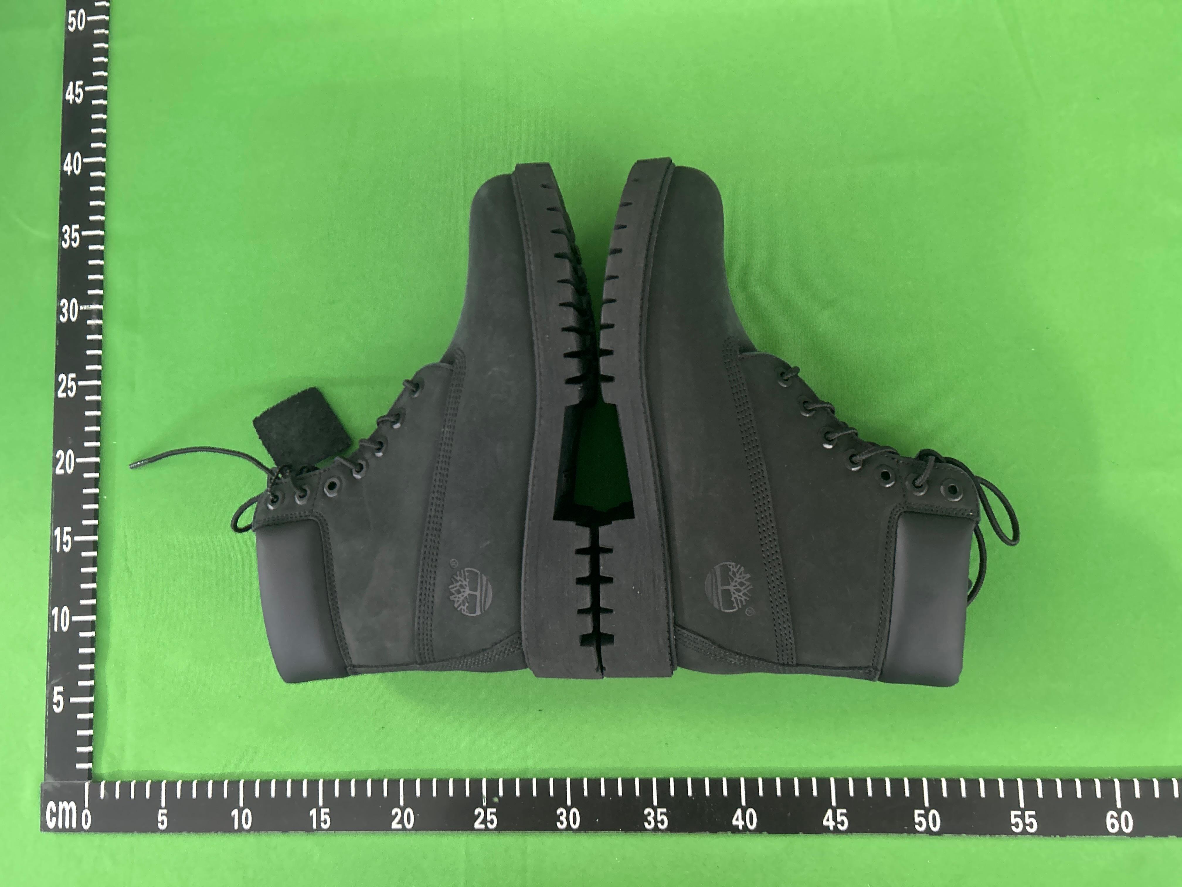 Foto QC 5 de Timberland 6-Inch Premium Boot Waterproof Nubuck Black 10073
