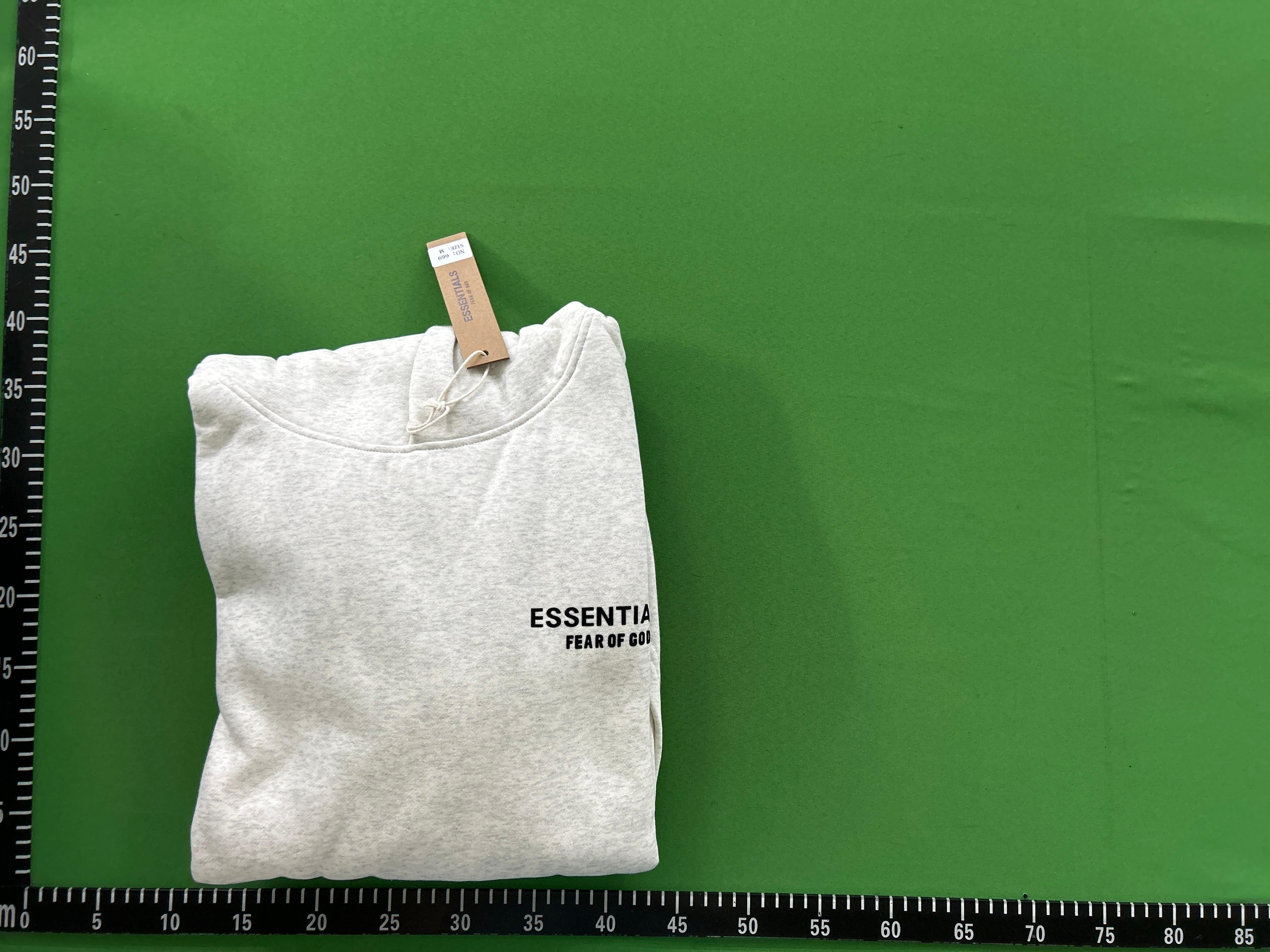 Foto QC 5 de Fear of God Essentials Pullover Hoodie 3D Silicon Applique Charcoal