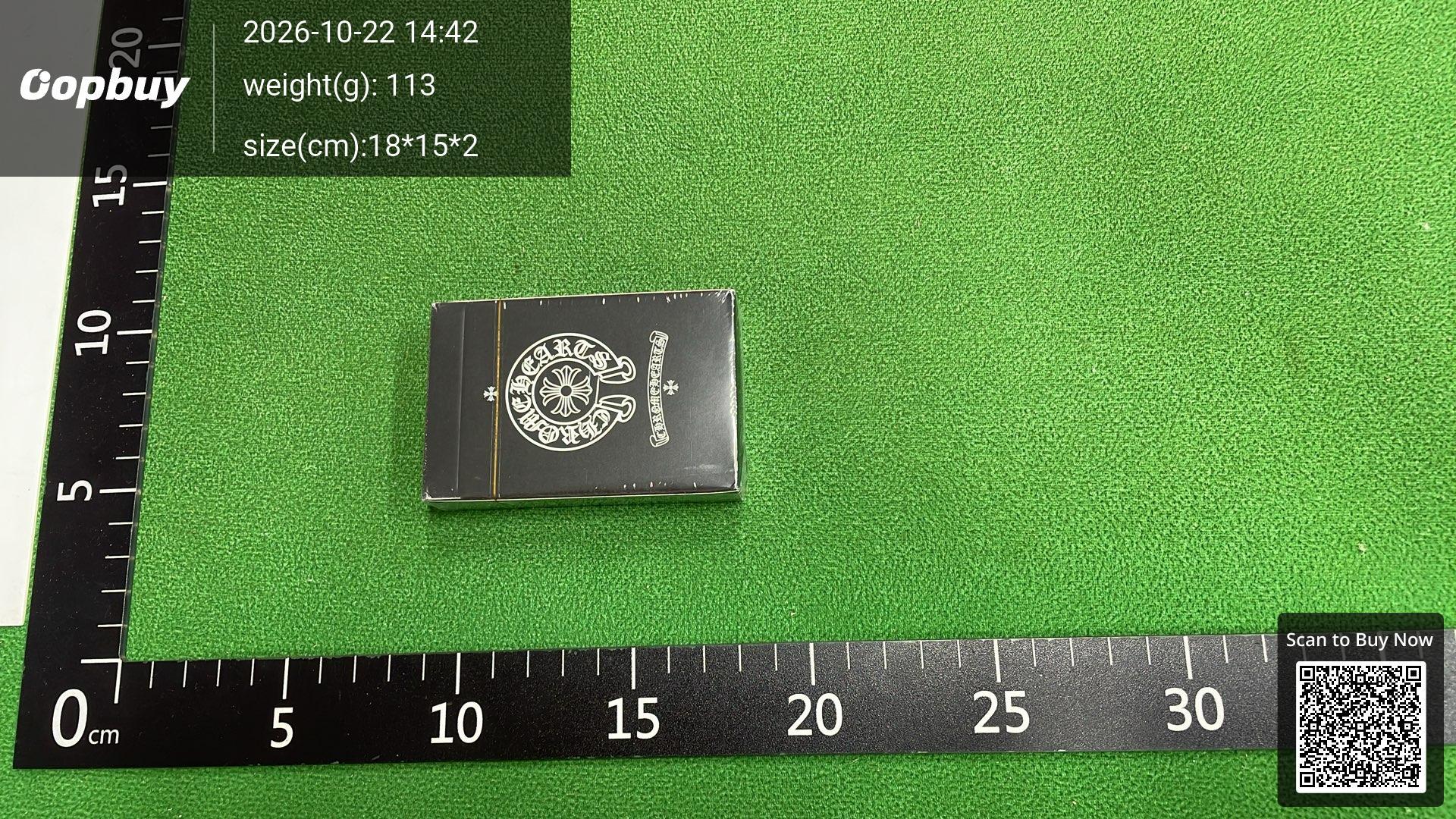 Foto QC 1 de KAWS Companion Seeing/Watching Playing Cards Deck
