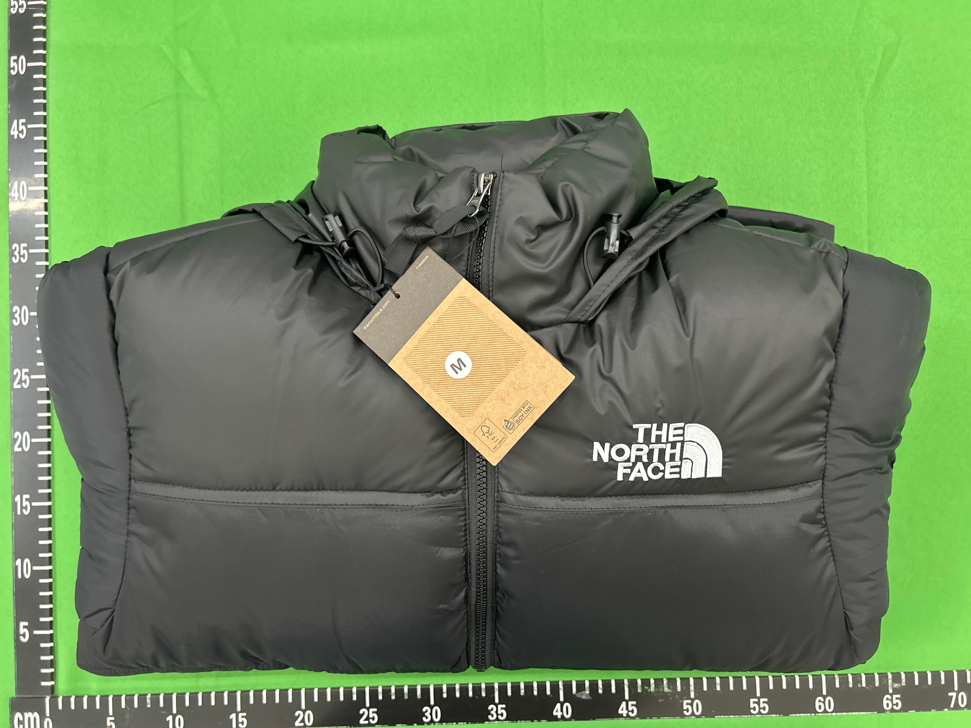 Foto QC 1 de The North Face 1996 Retro Nuptse Puffer Jacket Synthetic Down Black