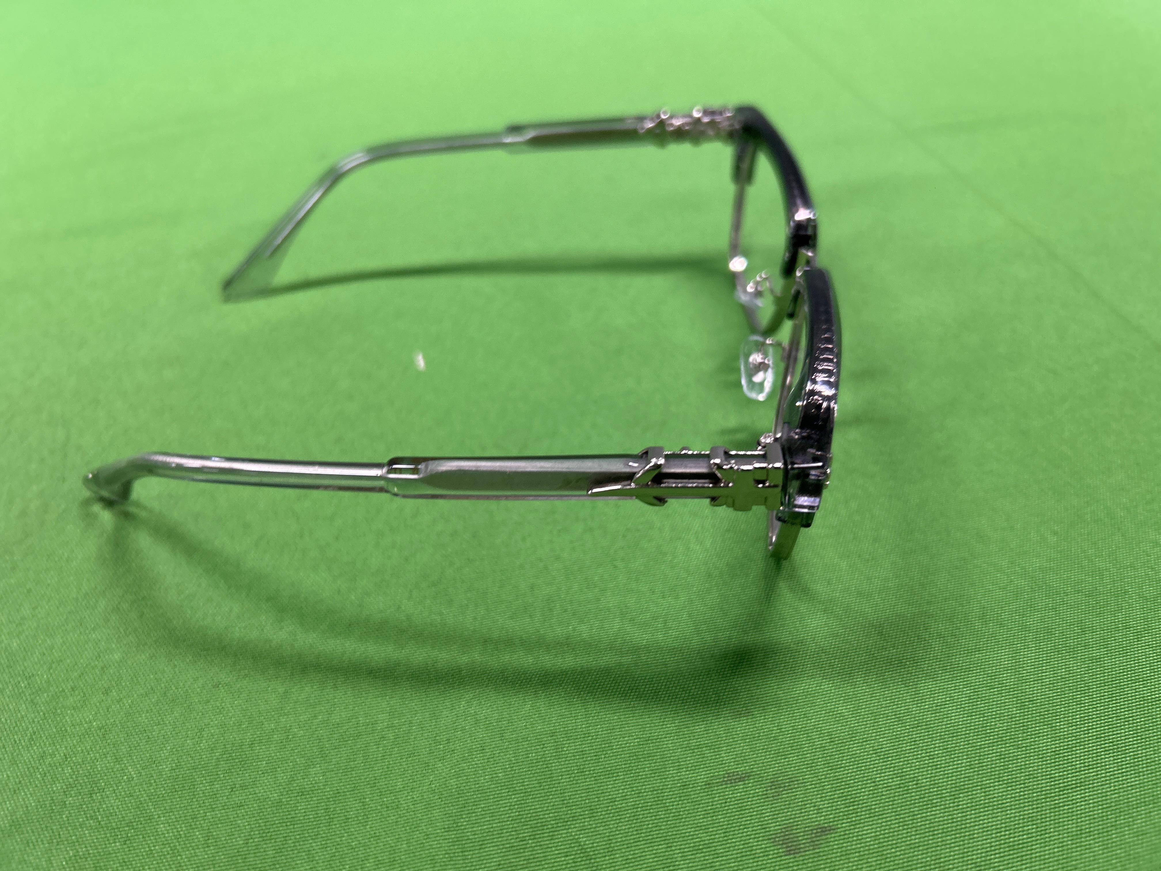 Foto QC 4 de Chrome Hearts Square-Frame Acetate Metal Eyeglasses Black Silver (8010)