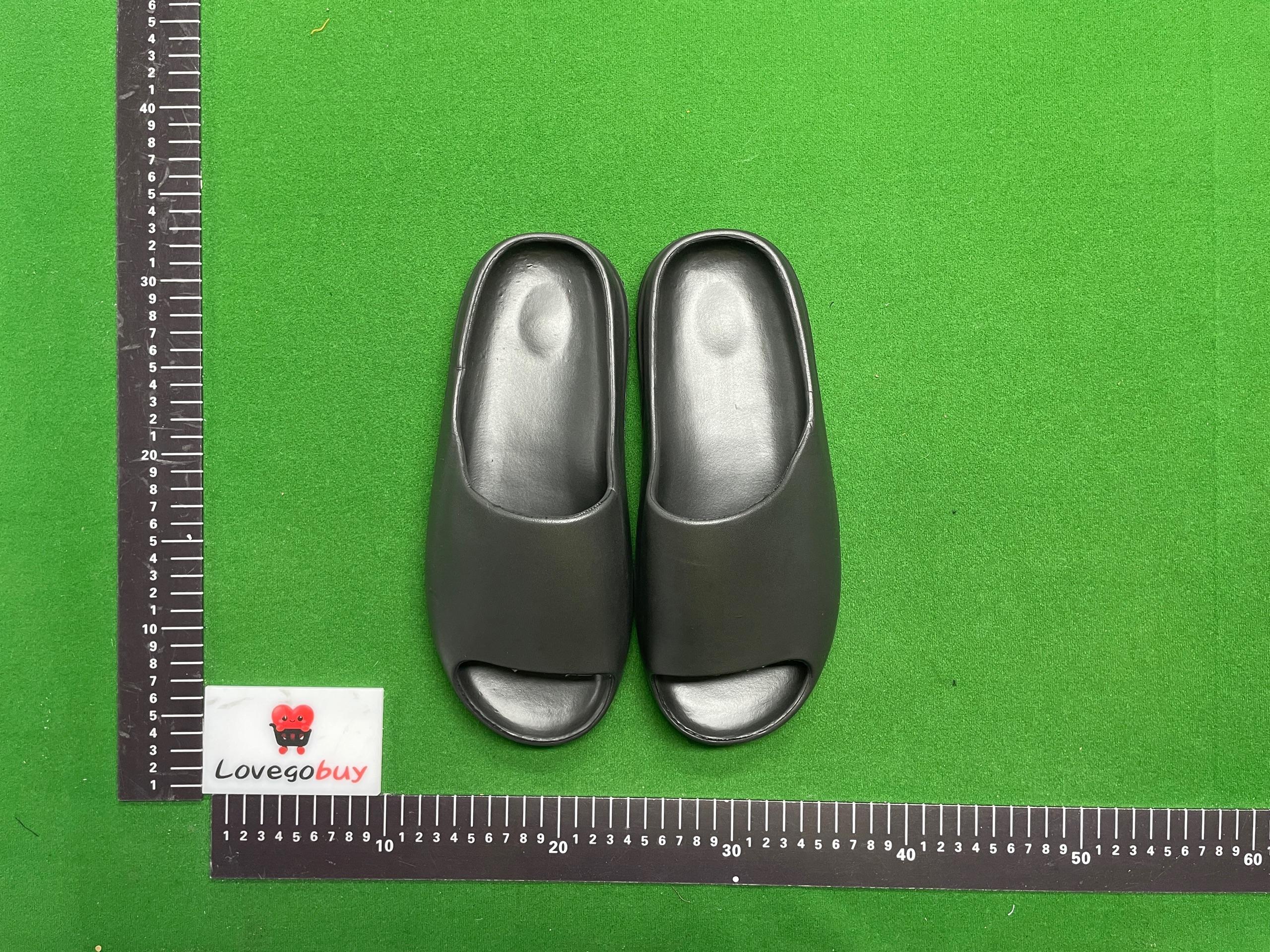 Foto QC 3 de adidas Yeezy Slide EVA Onyx