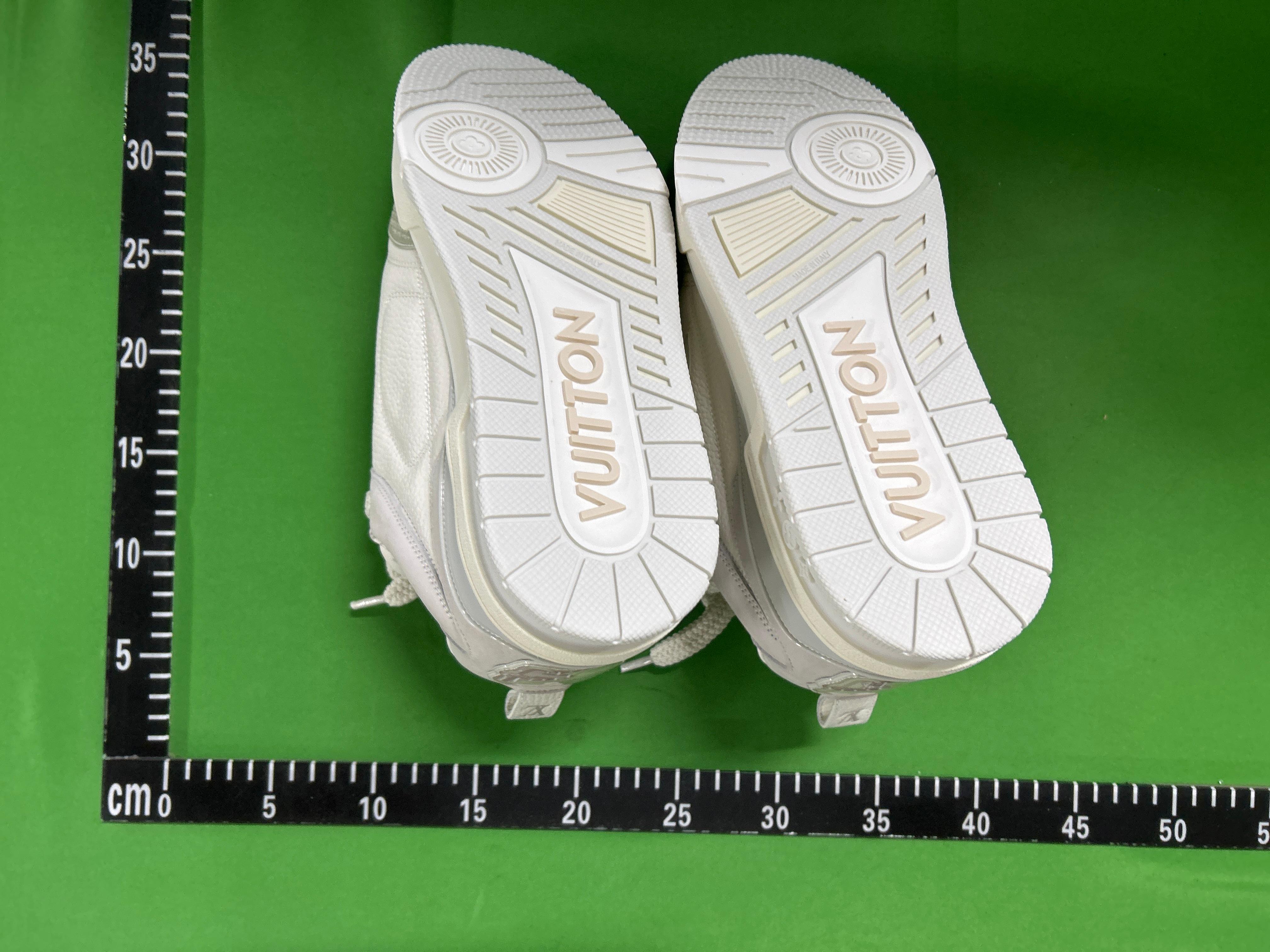 Foto QC 6 de Louis Vuitton Skate Low Black