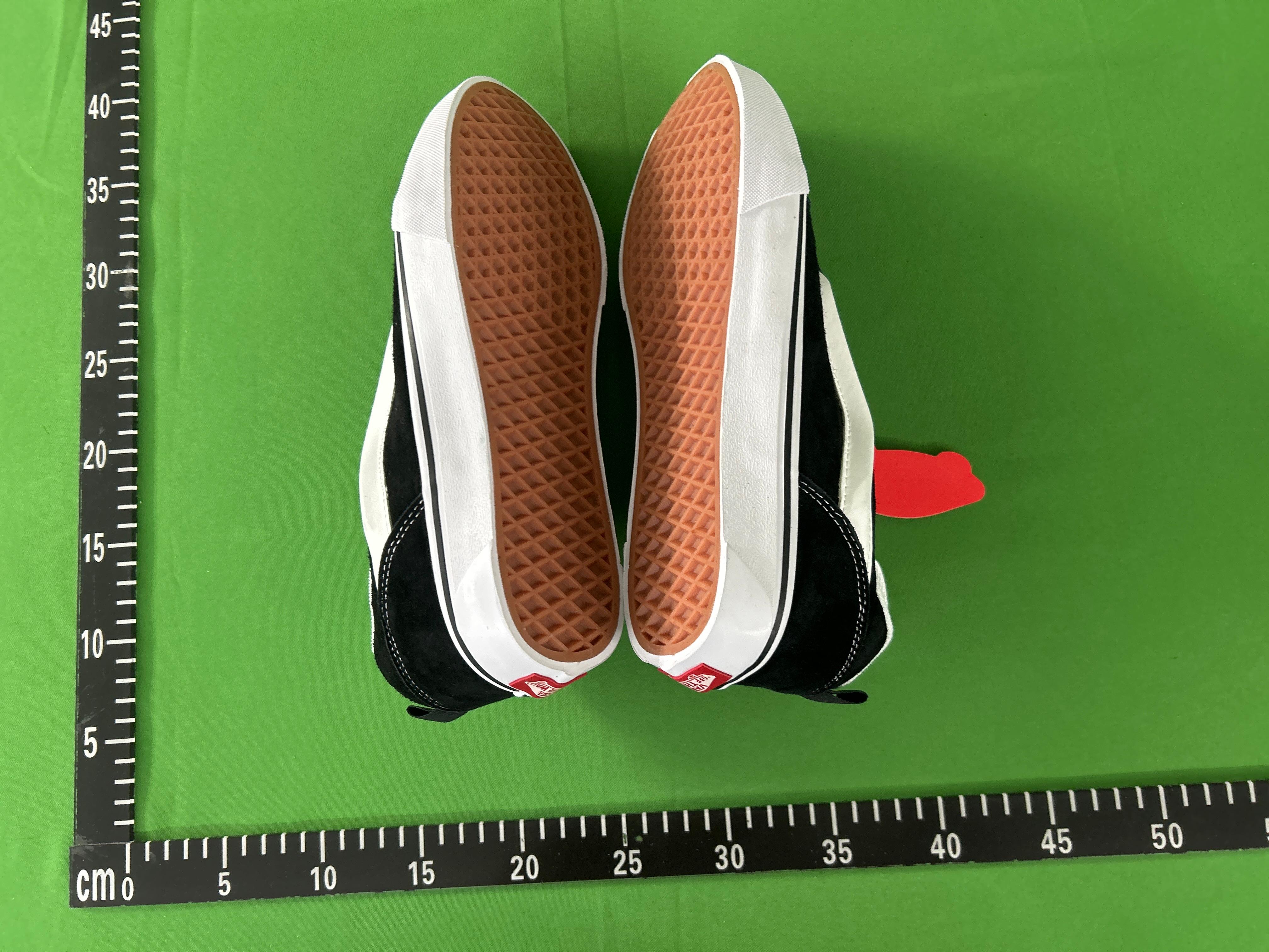 Foto QC 6 de Vans Knu Skool Year of the Snake
