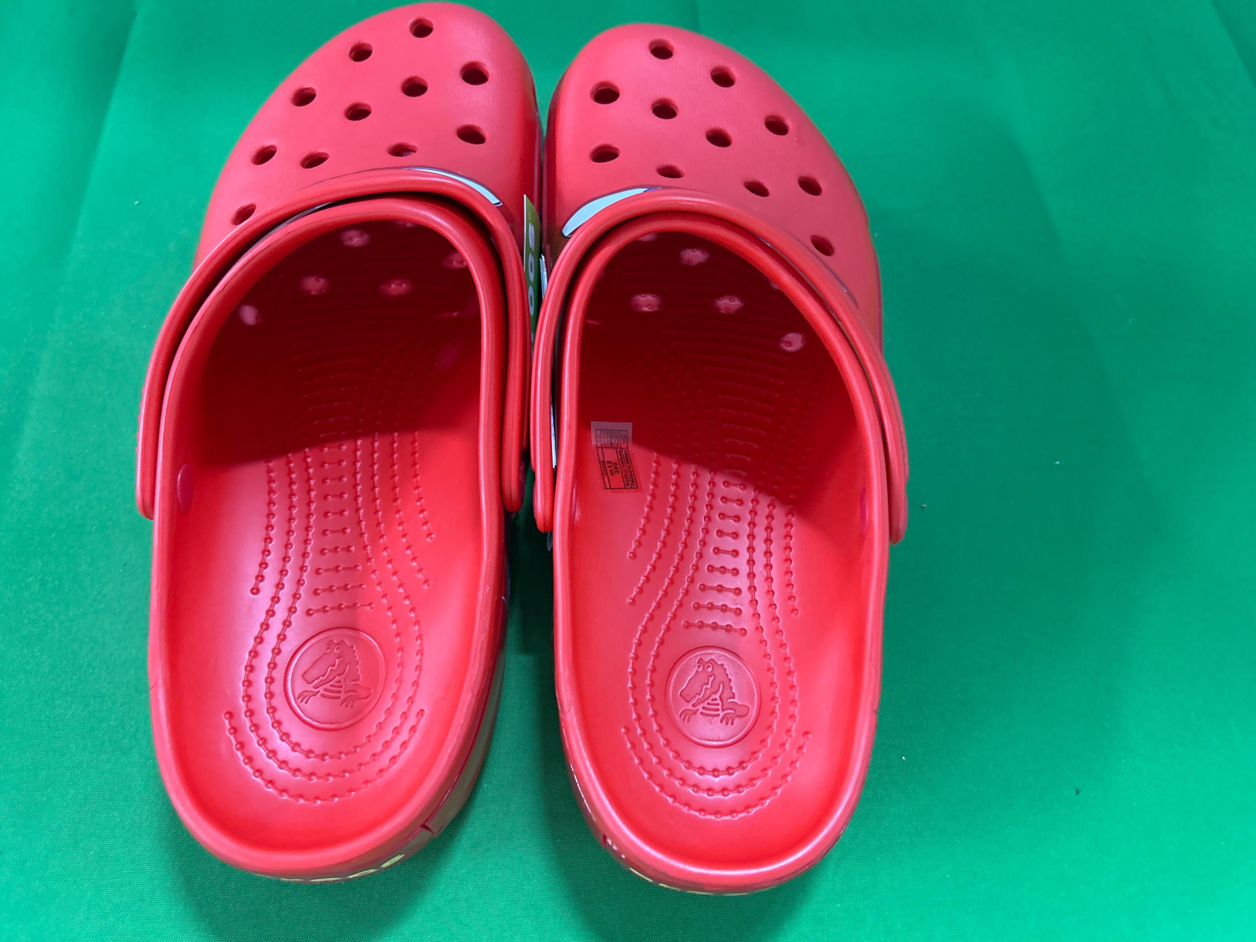 Foto QC 2 de Crocs Classic Clog Foam Disney Pixar Lightning McQueen