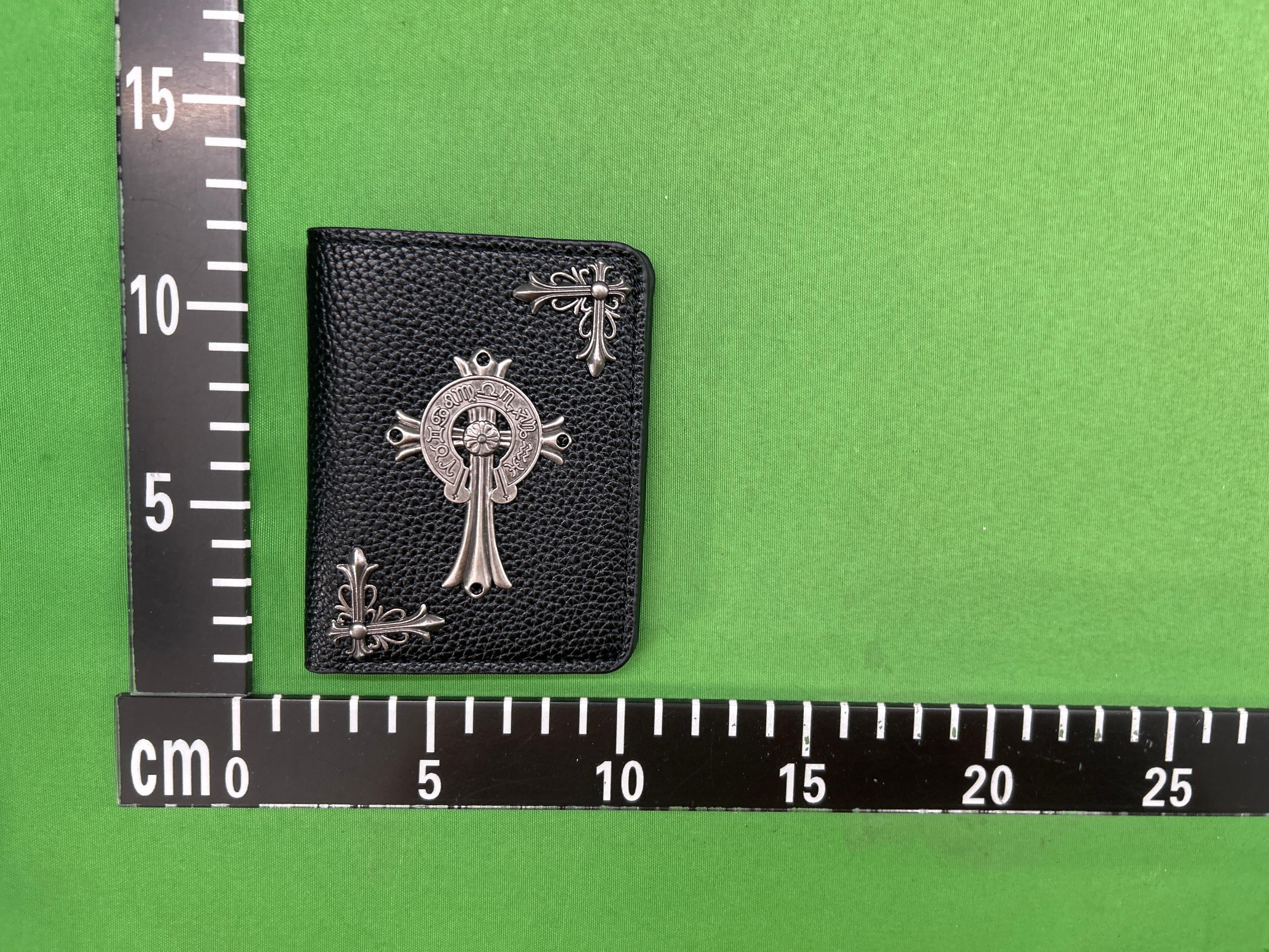 Foto QC 1 de Chrome Hearts Horseshoe Logo CH Cross Wallet Lychee Pattern Black