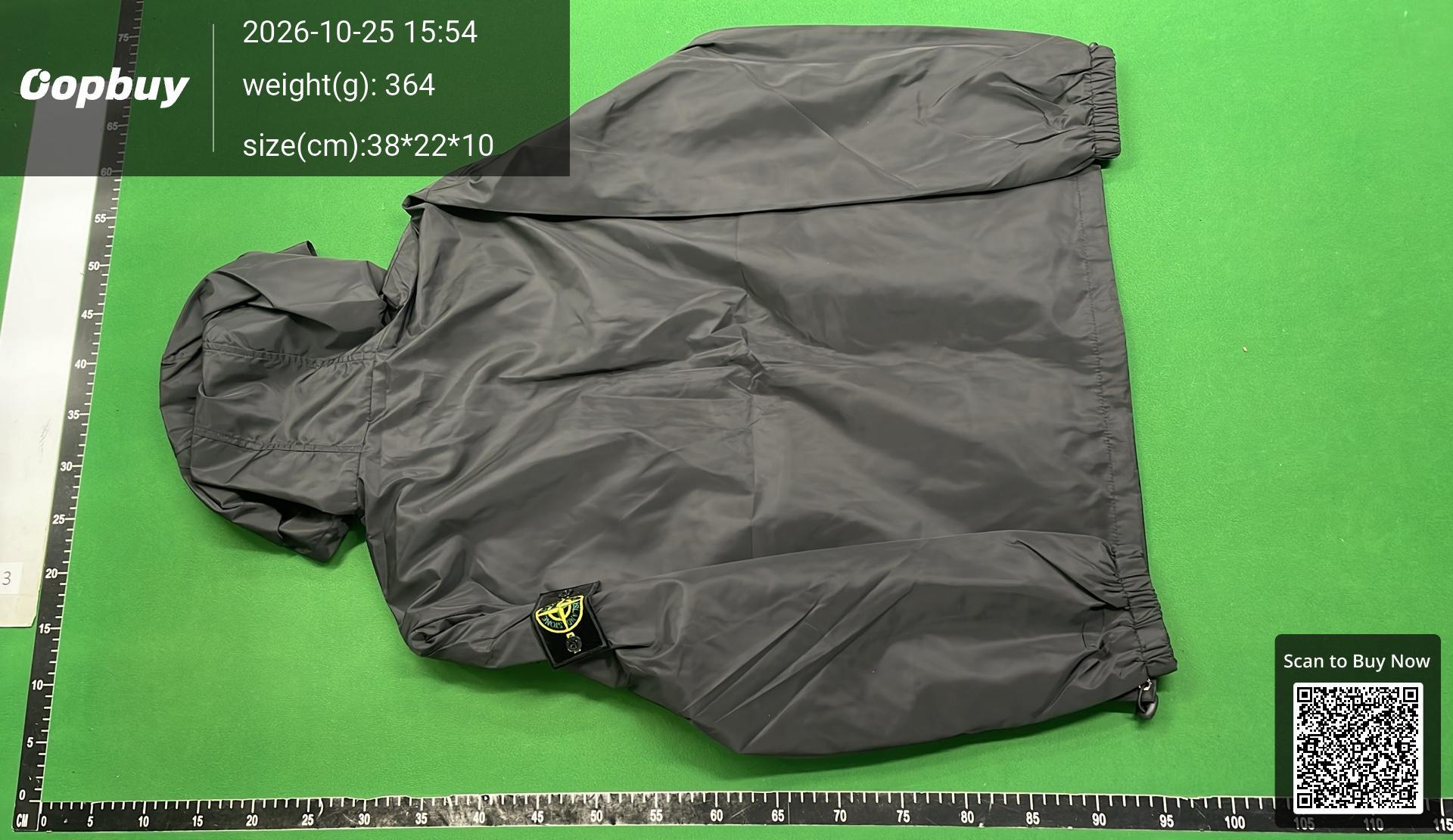 Foto QC 7 de Stone Island Hooded Jacket Windbreaker Off-white