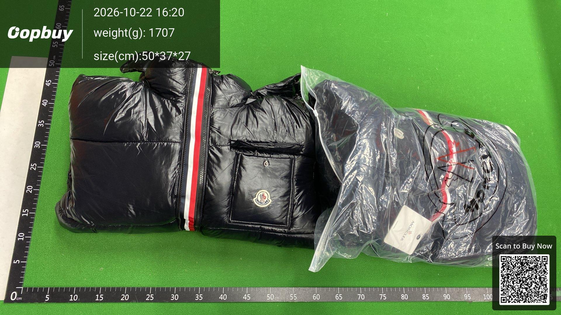 Foto QC 4 de Moncler Maya Puffer Jacket Hooded Down Black