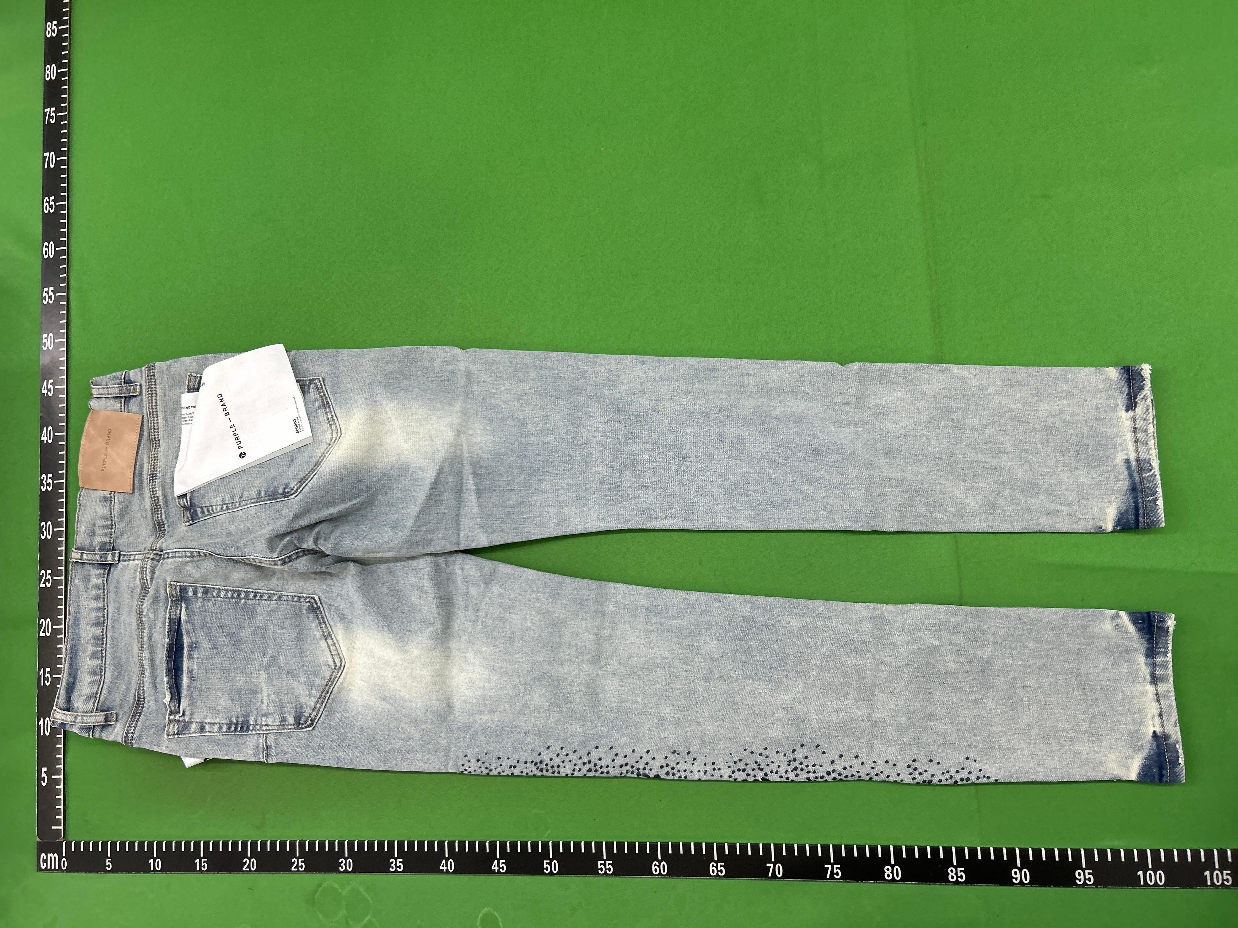 Foto QC 8 de Amiri Jeans Distressed Skinny Light Blue