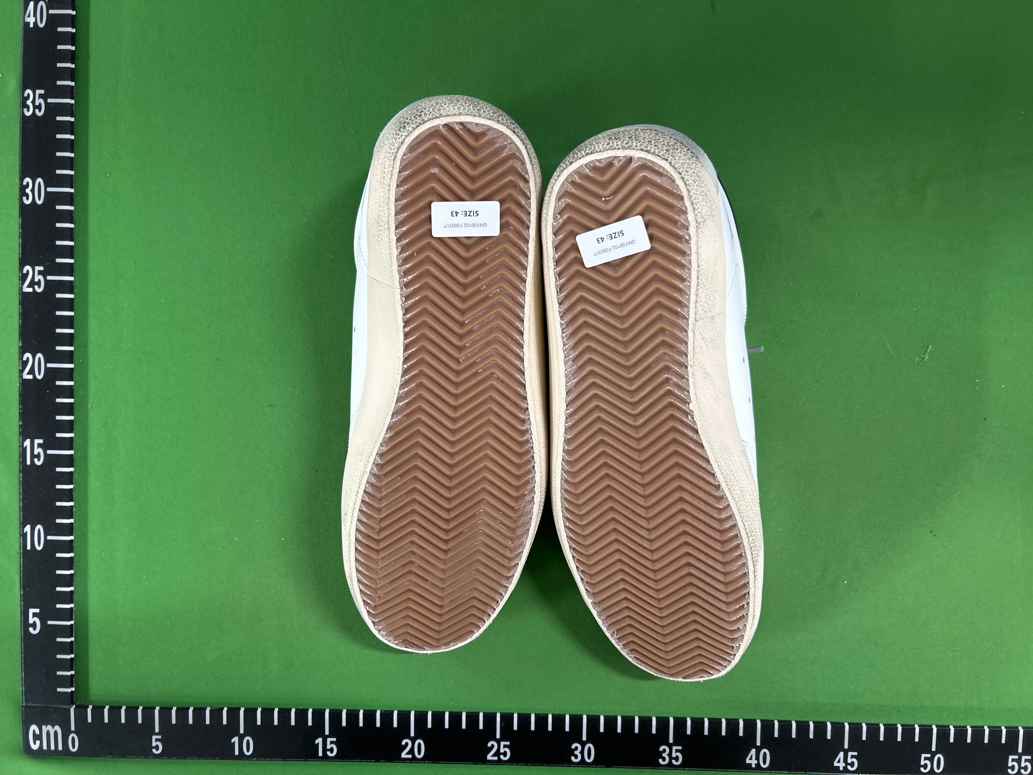 Foto QC 6 de Golden Goose Super-Star Leather Suede Low-Top Sneakers Triple Black