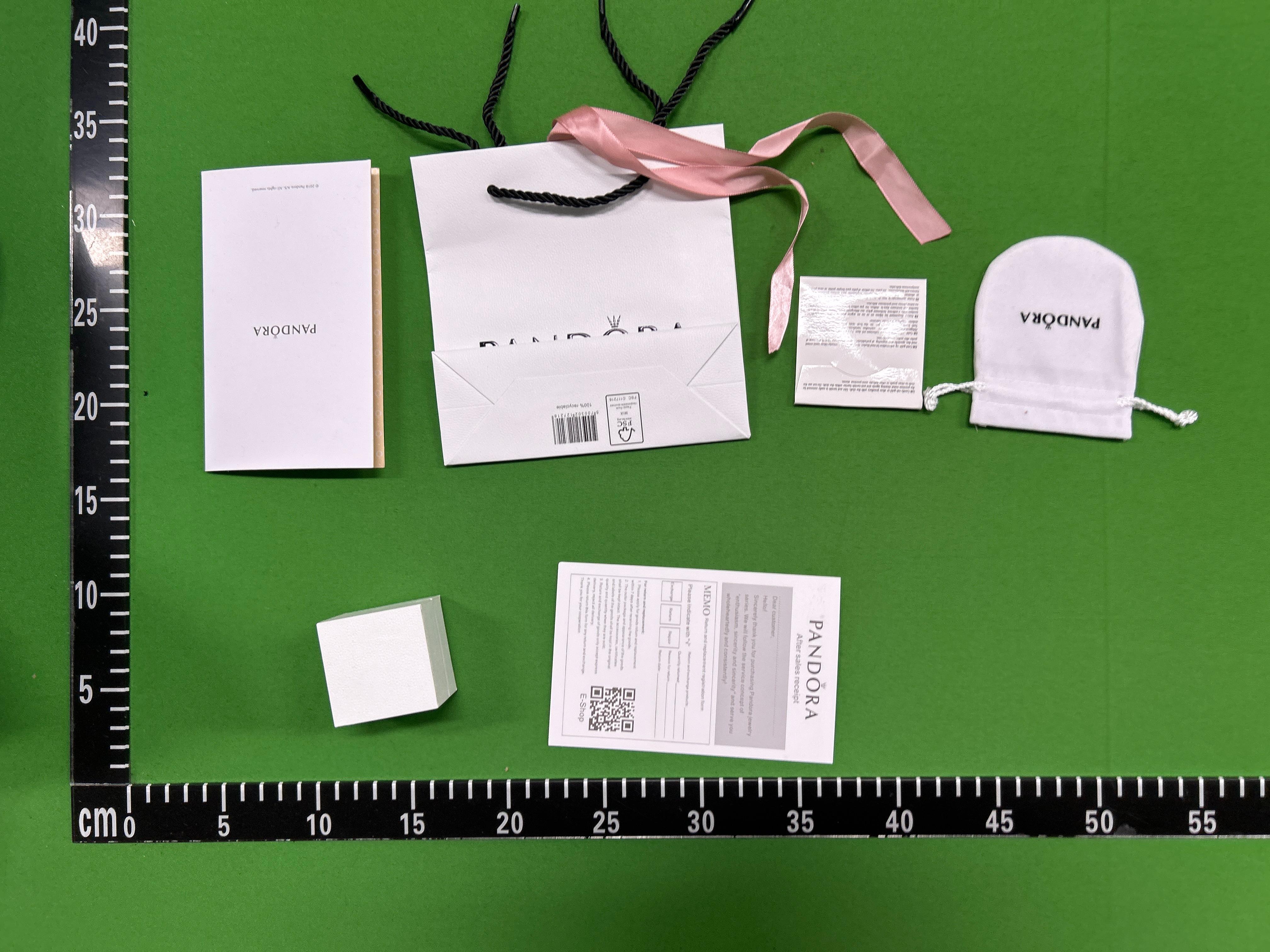 Foto QC 2 de Other Pandora Ring Packaging Set White