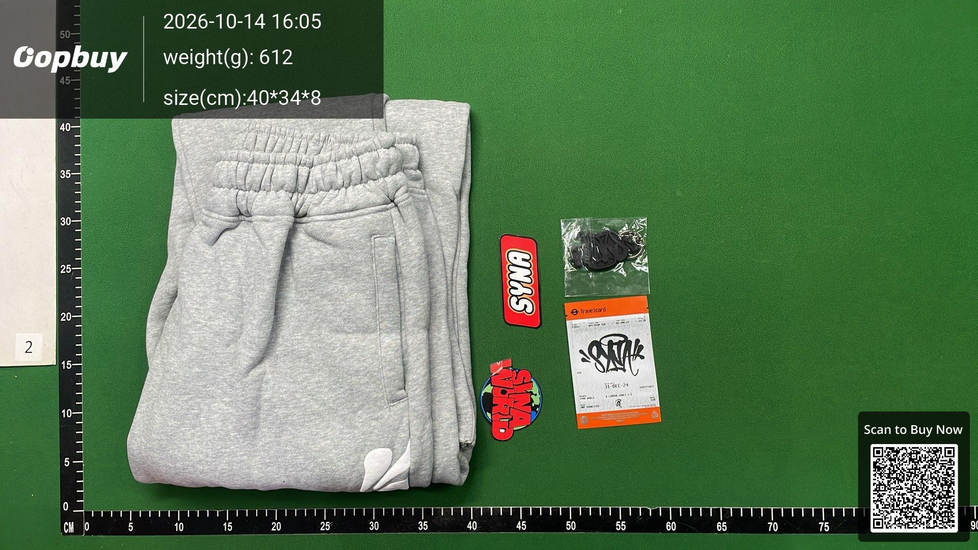 Foto QC 8 de Syna World Syna Logo Sweatpants Flared Split Hem Grey Pink