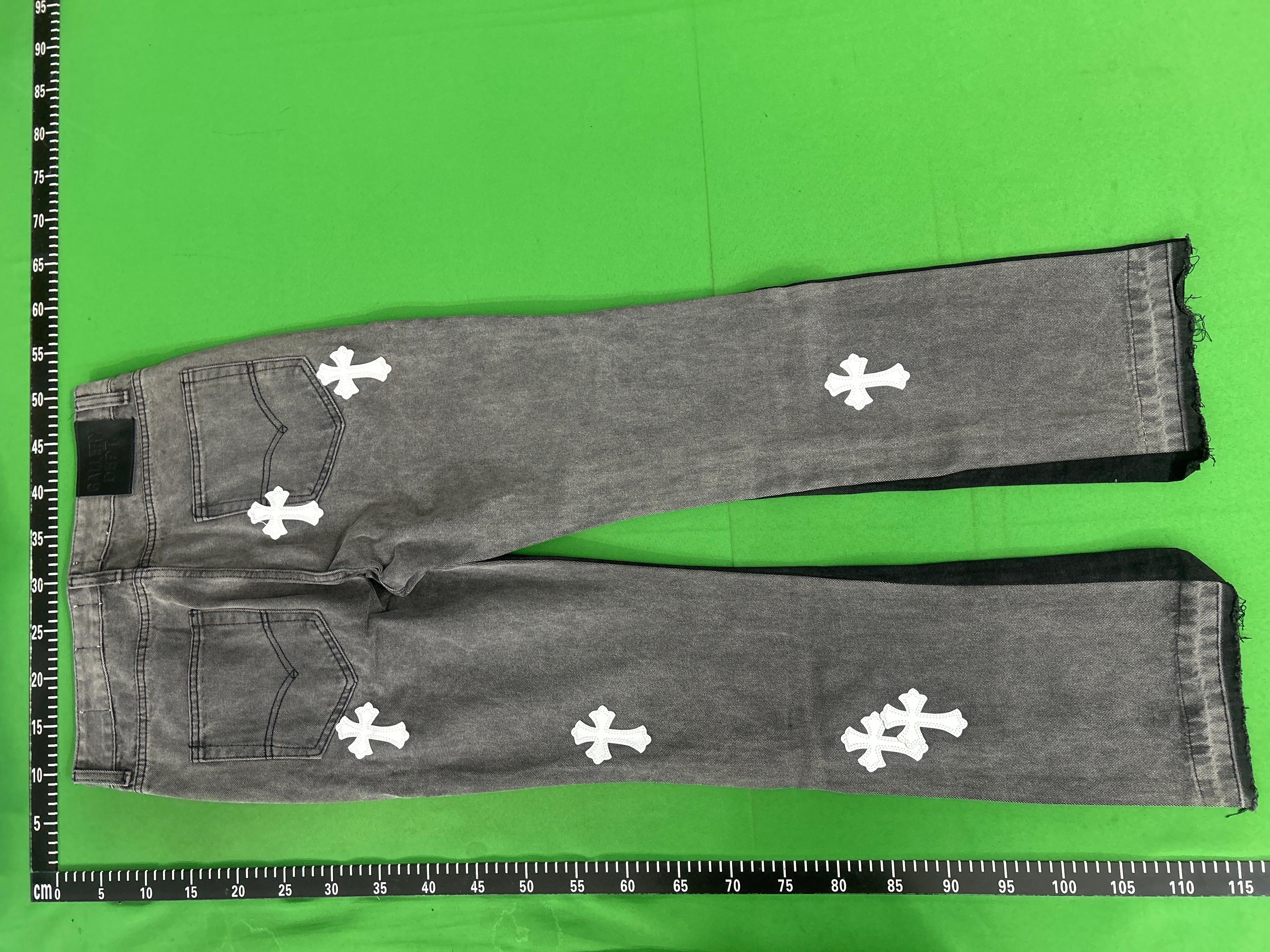 Foto QC 8 de Chrome Hearts Gallery Dept Cross Patch Jeans Relaxed Black