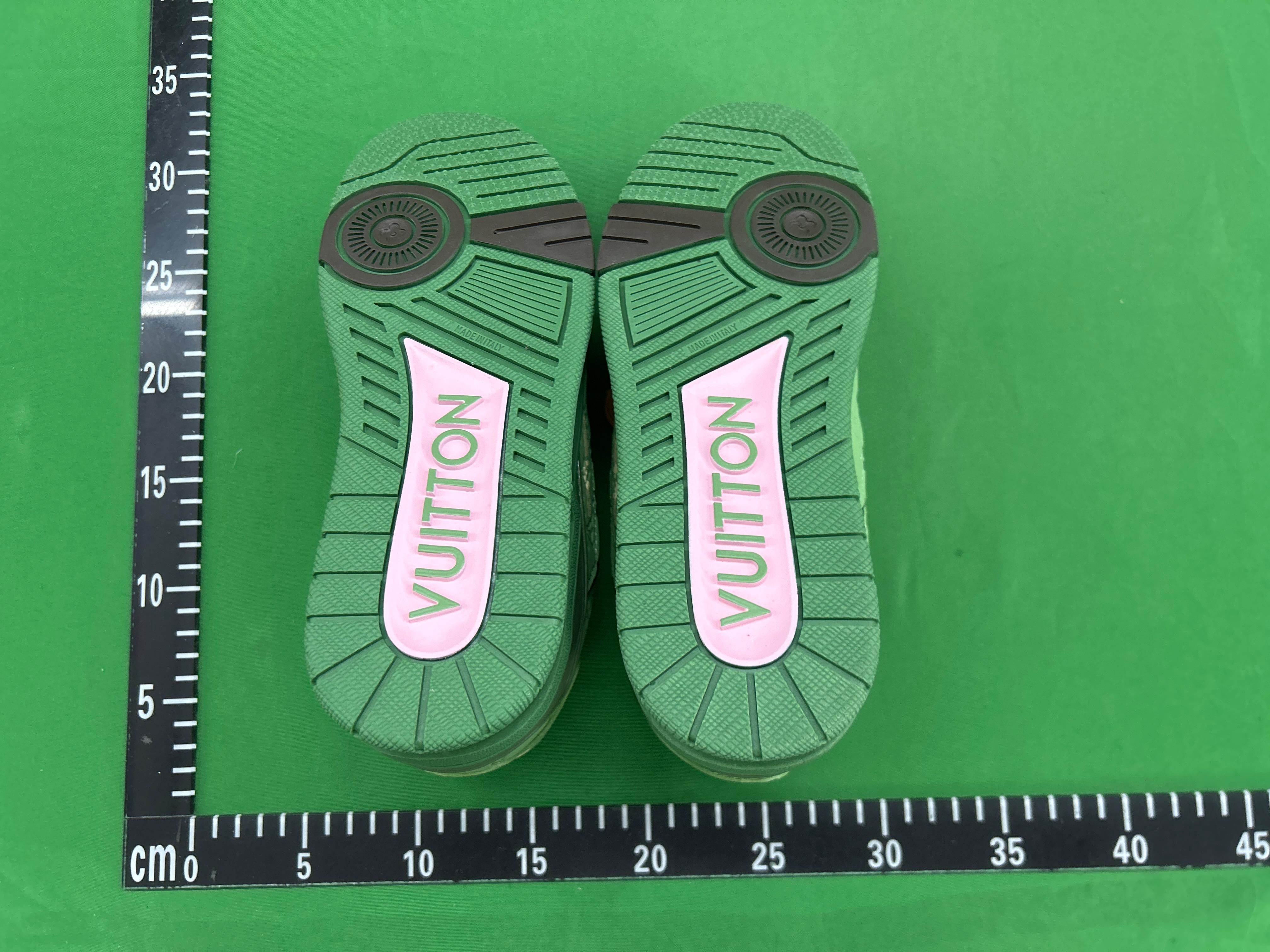 Foto QC 6 de Louis Vuitton LV Trainer Low Monogram Denim Black White