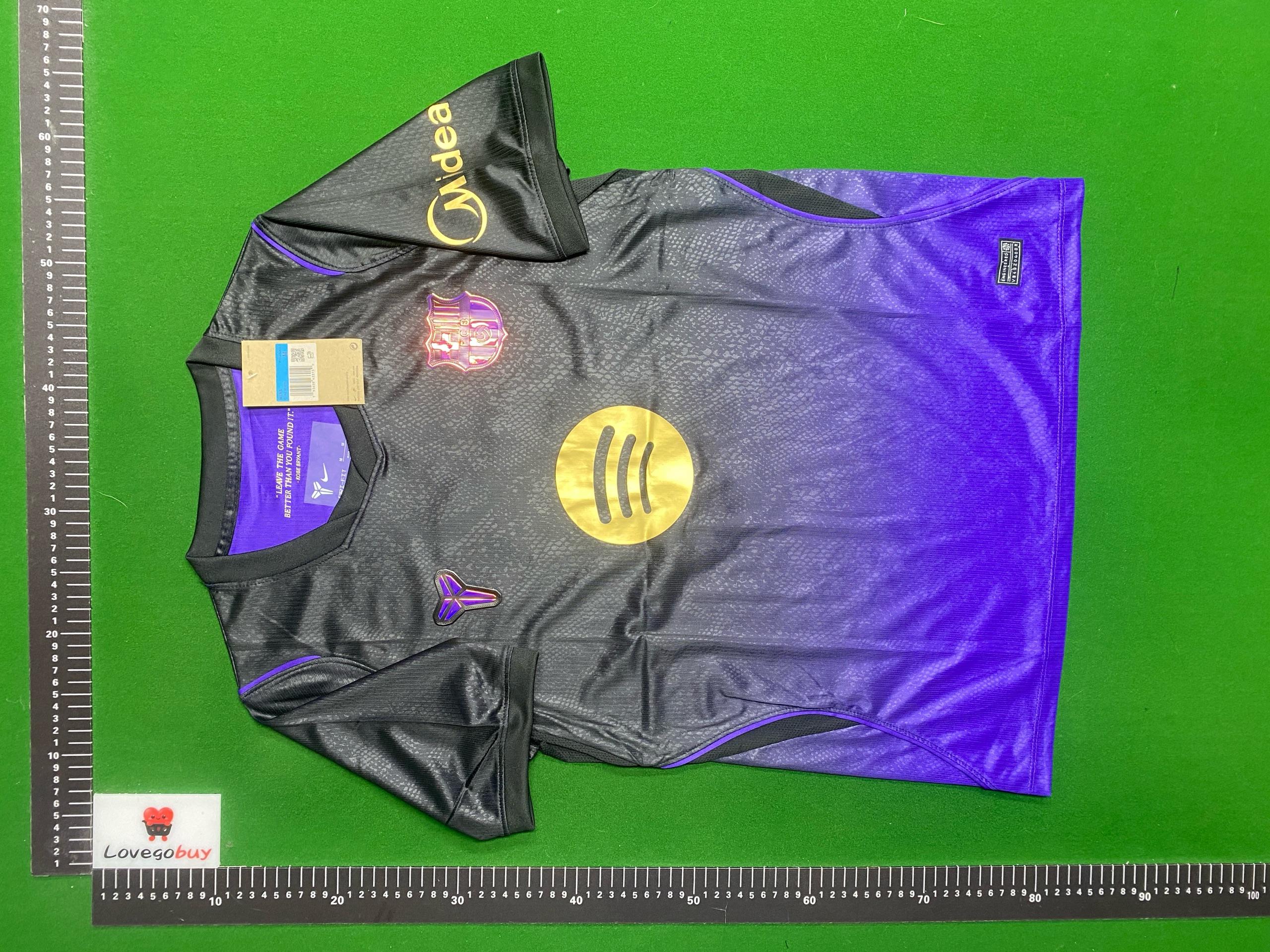 Foto QC 4 de Nike x FC Barcelona 2026/27 Third Jersey Green Frost