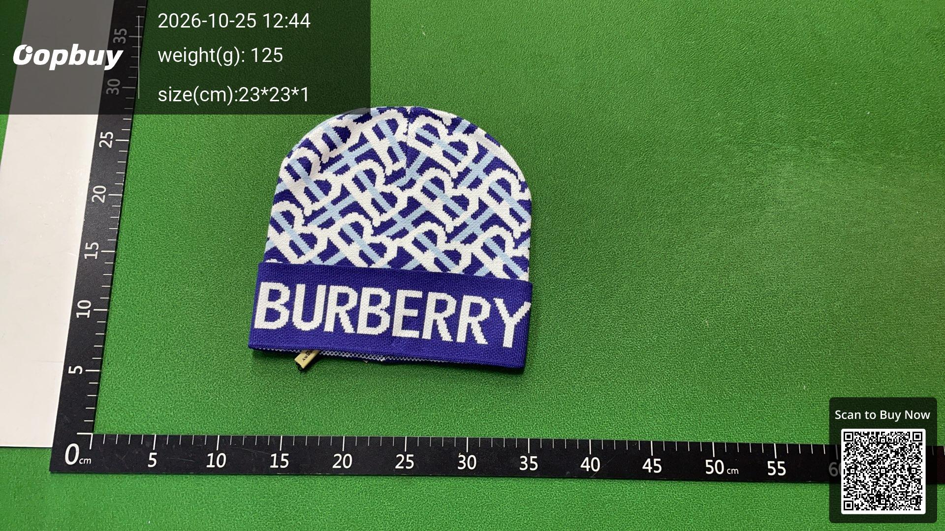 Foto QC 5 de Burberry TB Monogram Beanie Red