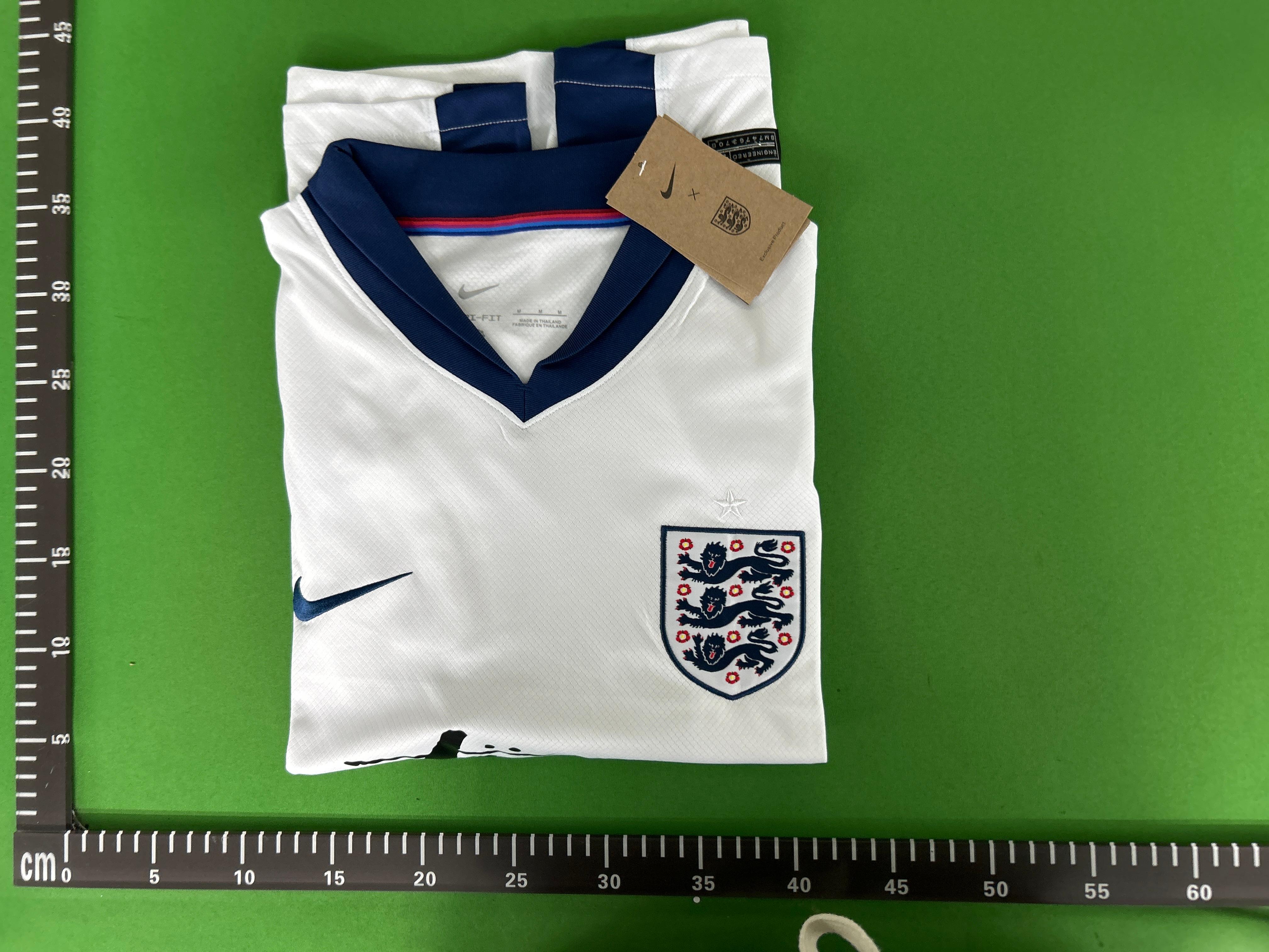 Foto QC 1 de Corteiz x Nike x Canada Home Jersey Red