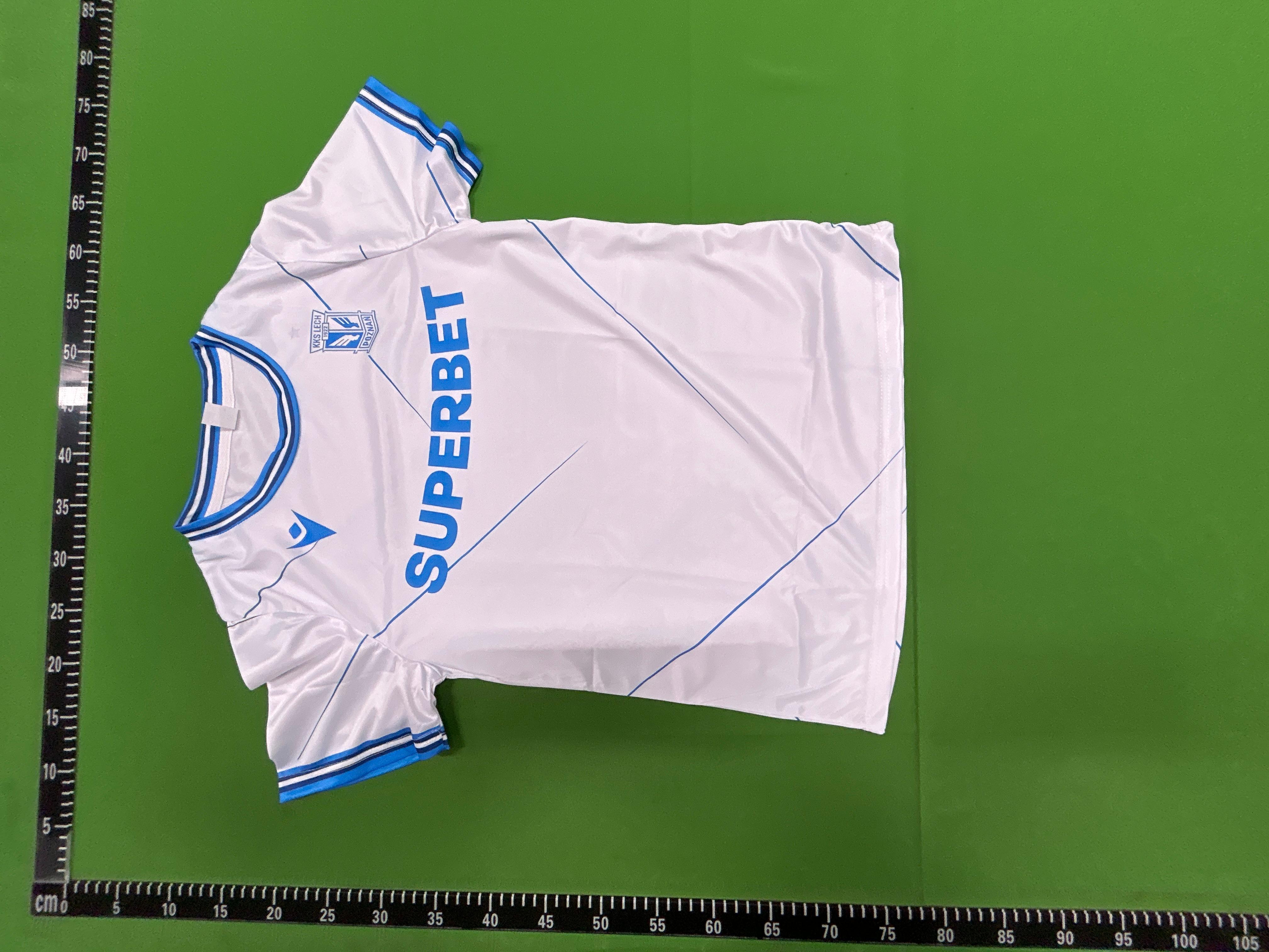 Foto QC 3 de Macron x Lech Poznań 2024/25 Away Jersey White