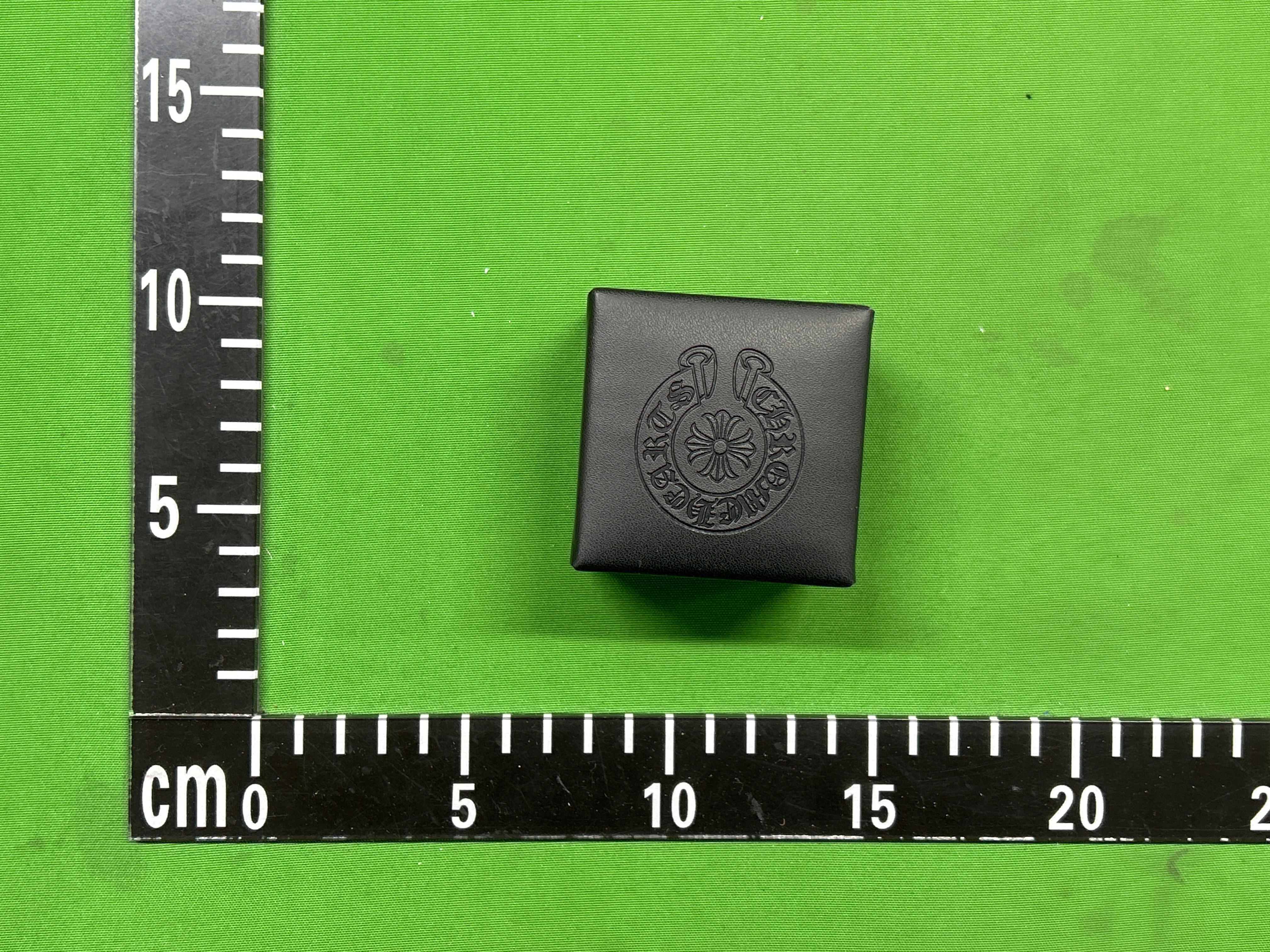 Foto QC 3 de Chrome Hearts Silver Polishing Cloth Black