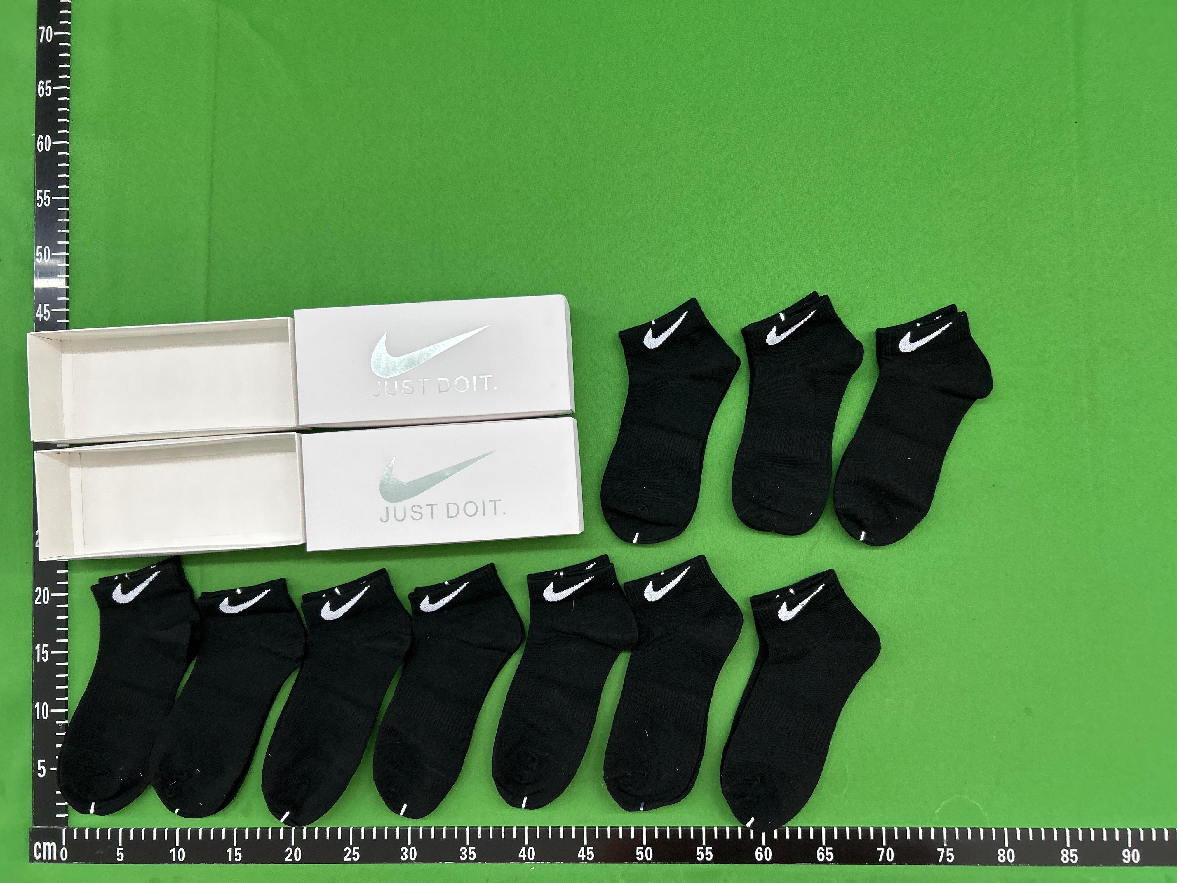 Foto QC 2 de Nike Crew Socks Everyday Grey