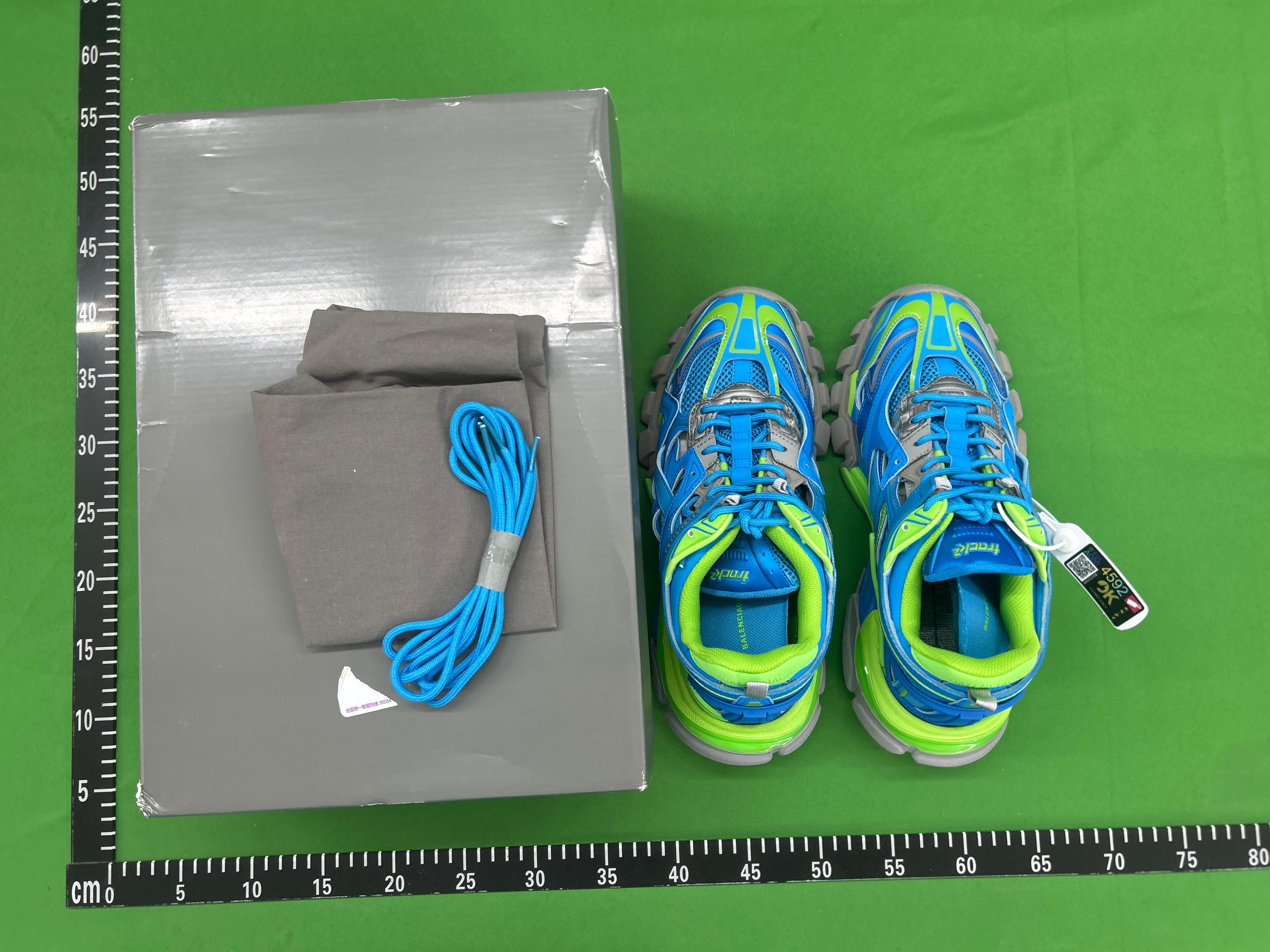 Foto QC 2 de Balenciaga Track Clear Sole White 647742-W3BM1-9000