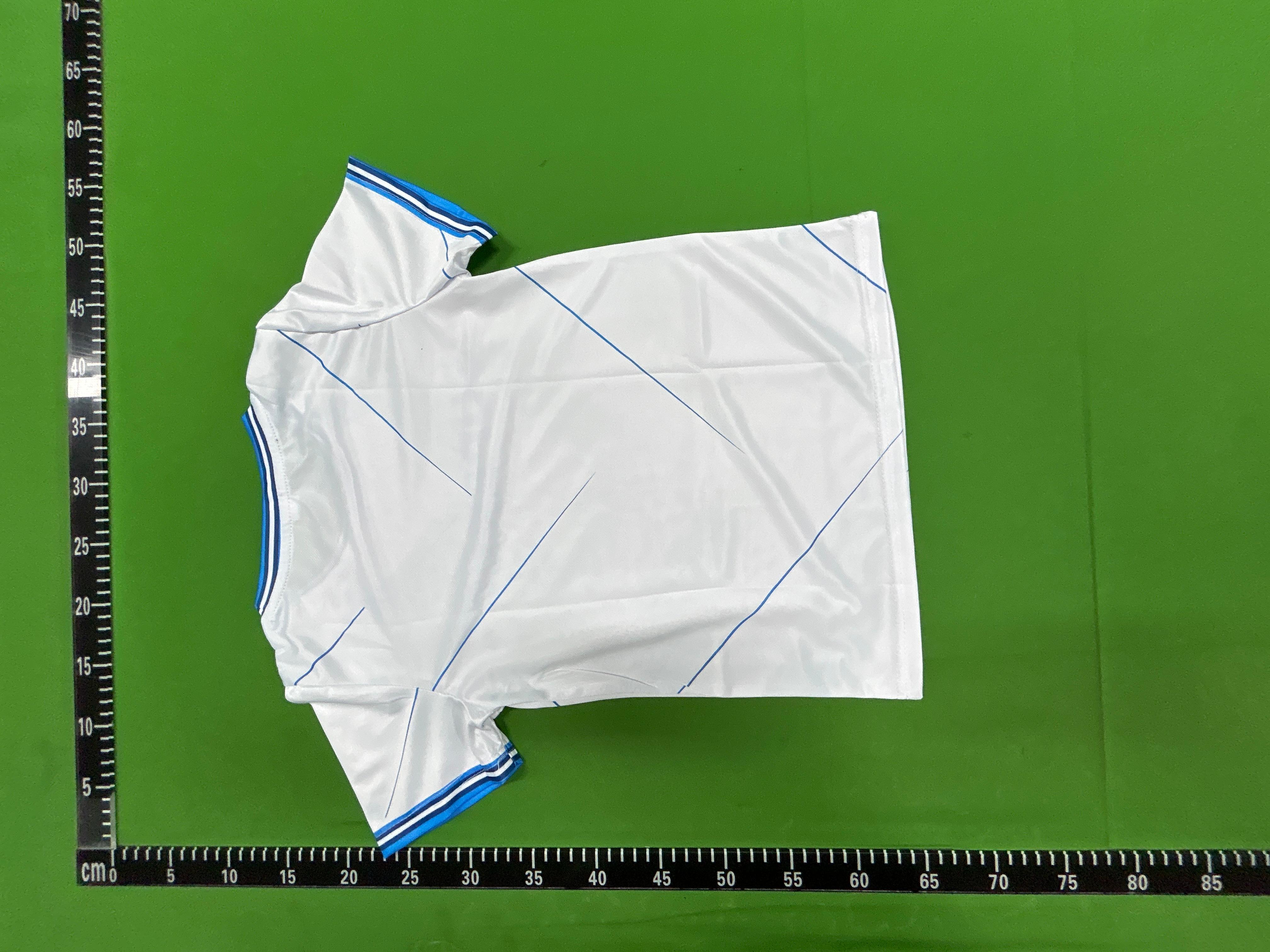 Foto QC 7 de Macron x Lech Poznań 2024/25 Away Jersey White